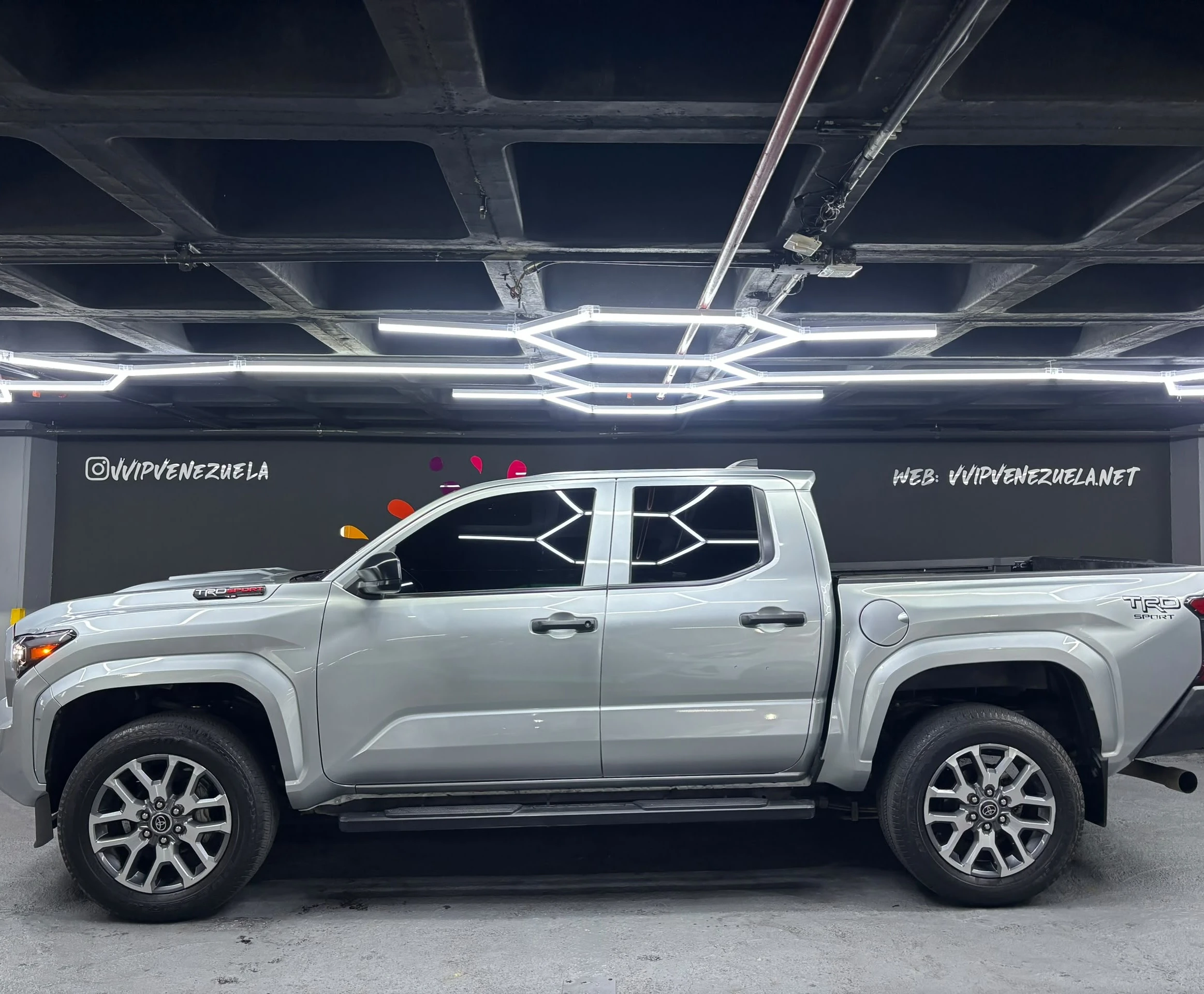 2024 Toyota Tacoma TRD SPORT — foto 5