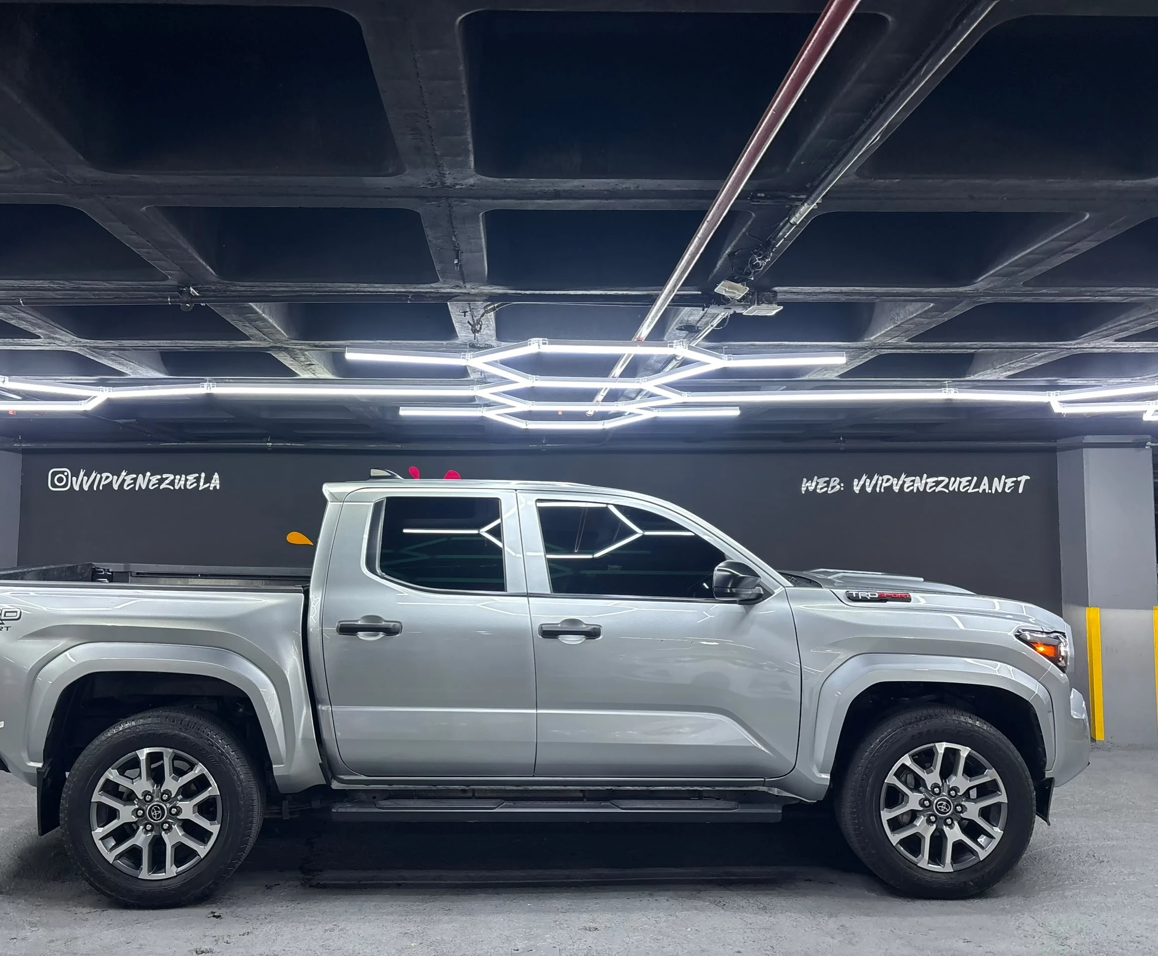 2024 Toyota Tacoma TRD SPORT — foto 6