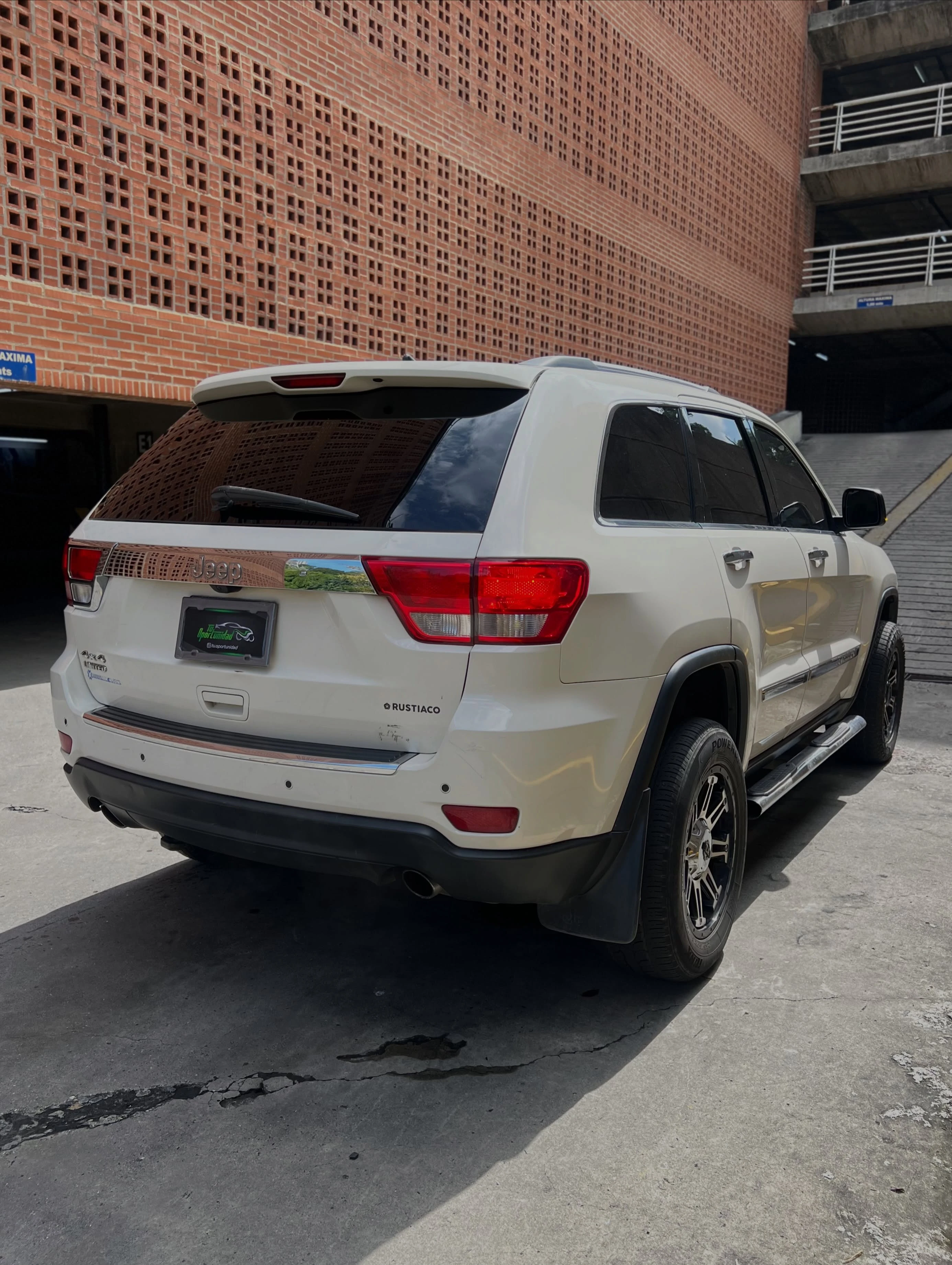 2013 Jeep Grand Cherokee Wk2 — foto 3