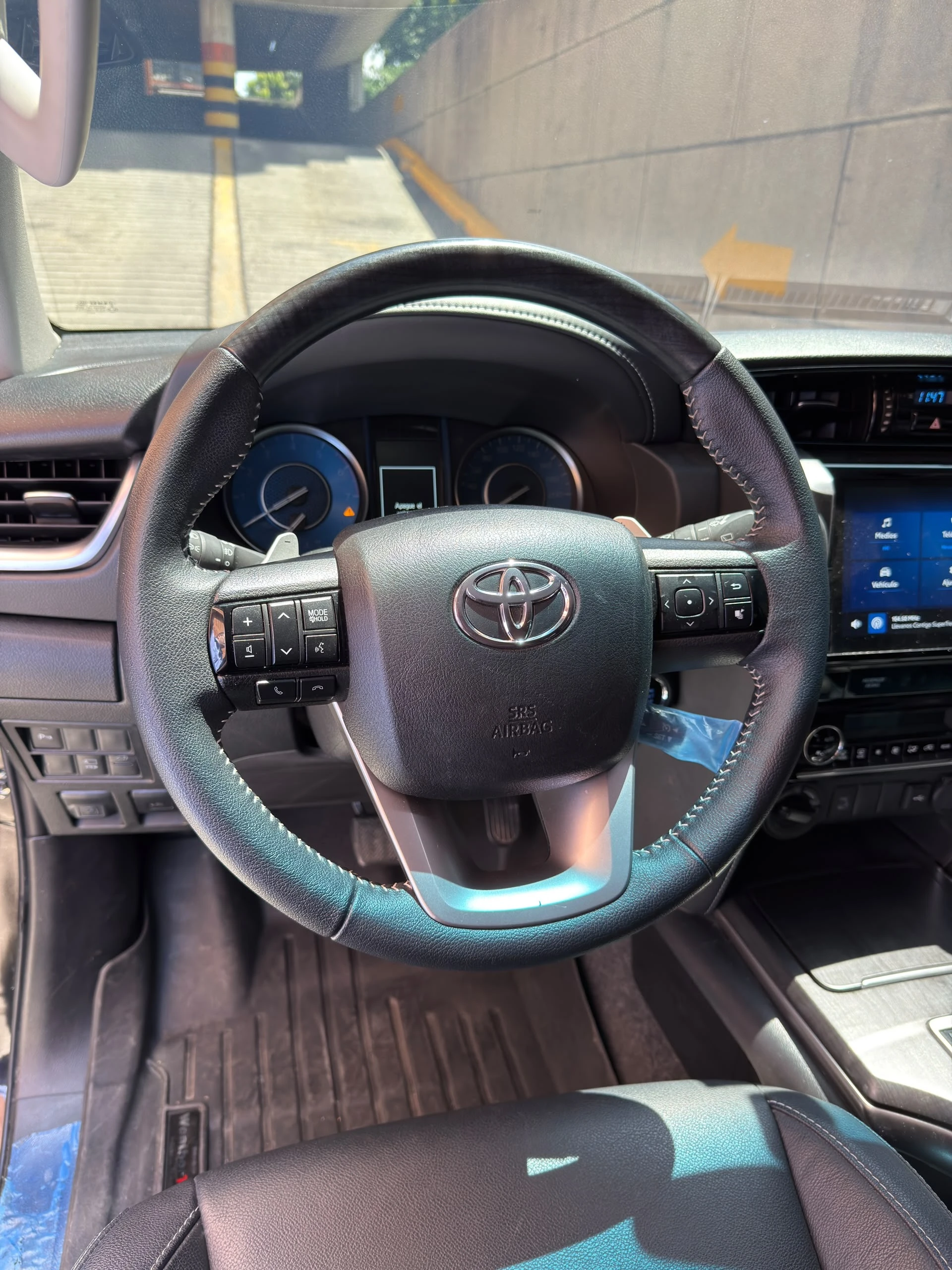 2024 Toyota Fortuner SW4 — foto 10