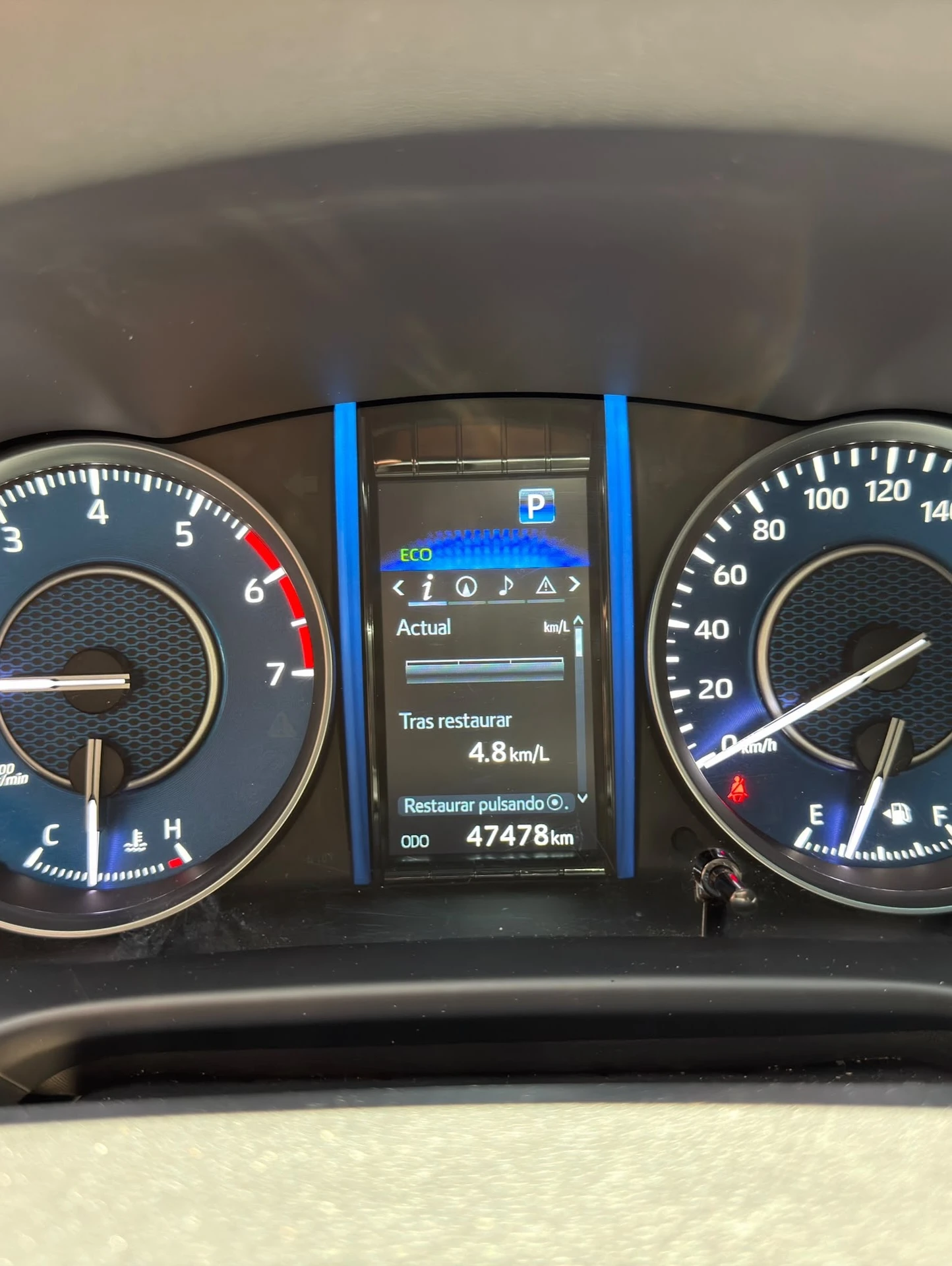 2024 Toyota Fortuner SW4 — foto 13