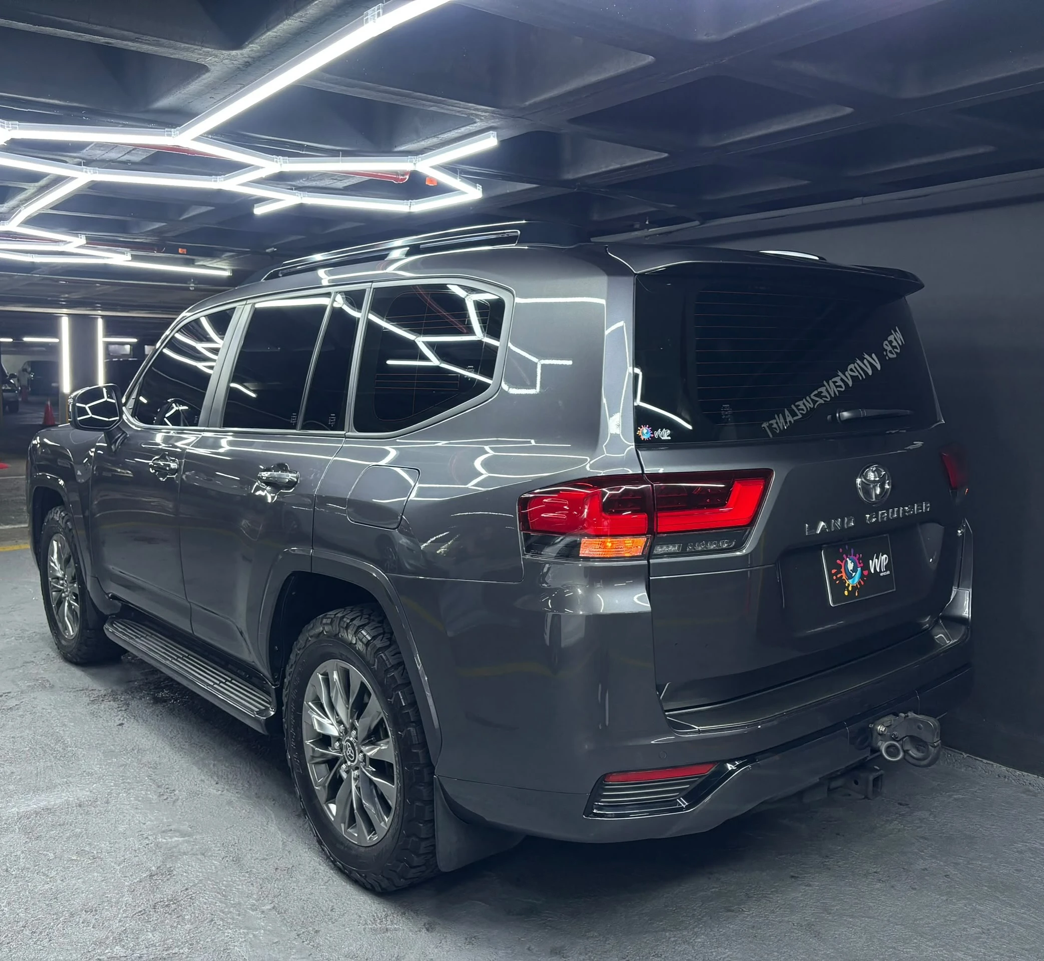 2023 Toyota Land Cruiser LC300 — foto 3