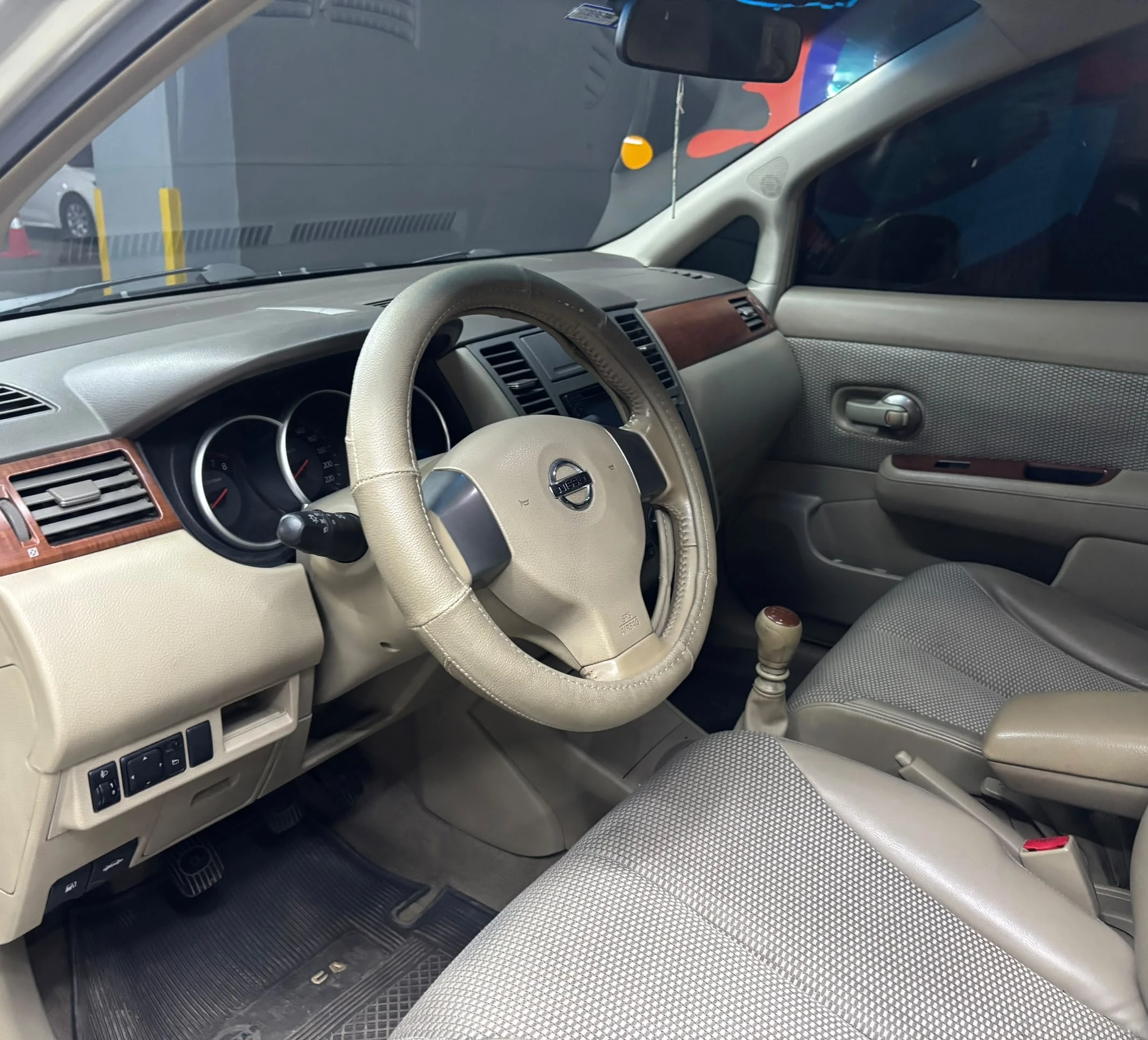2007 Nissan Tiida — foto 6