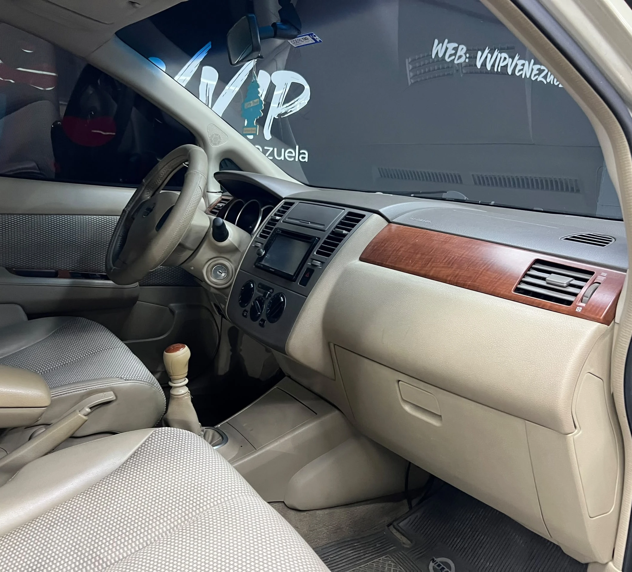 2007 Nissan Tiida — foto 7