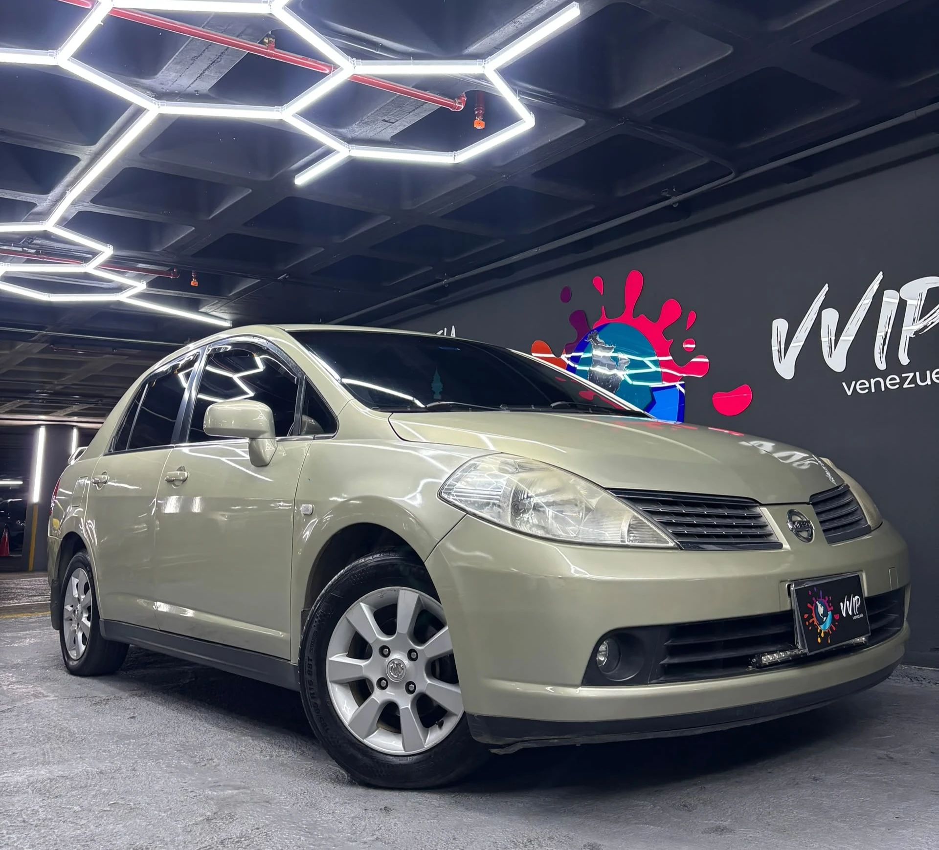 2007 Nissan Tiida — foto 13