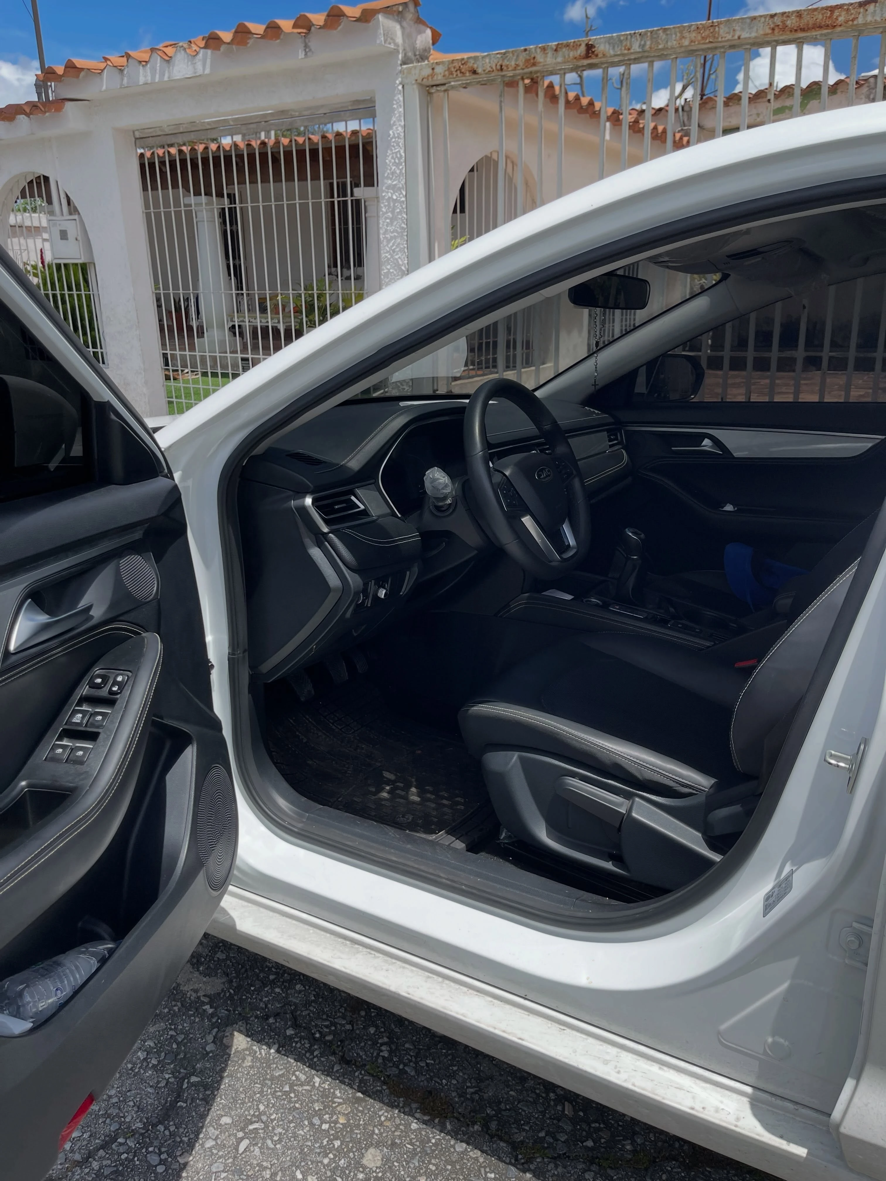2025 JAC J7 — foto 8