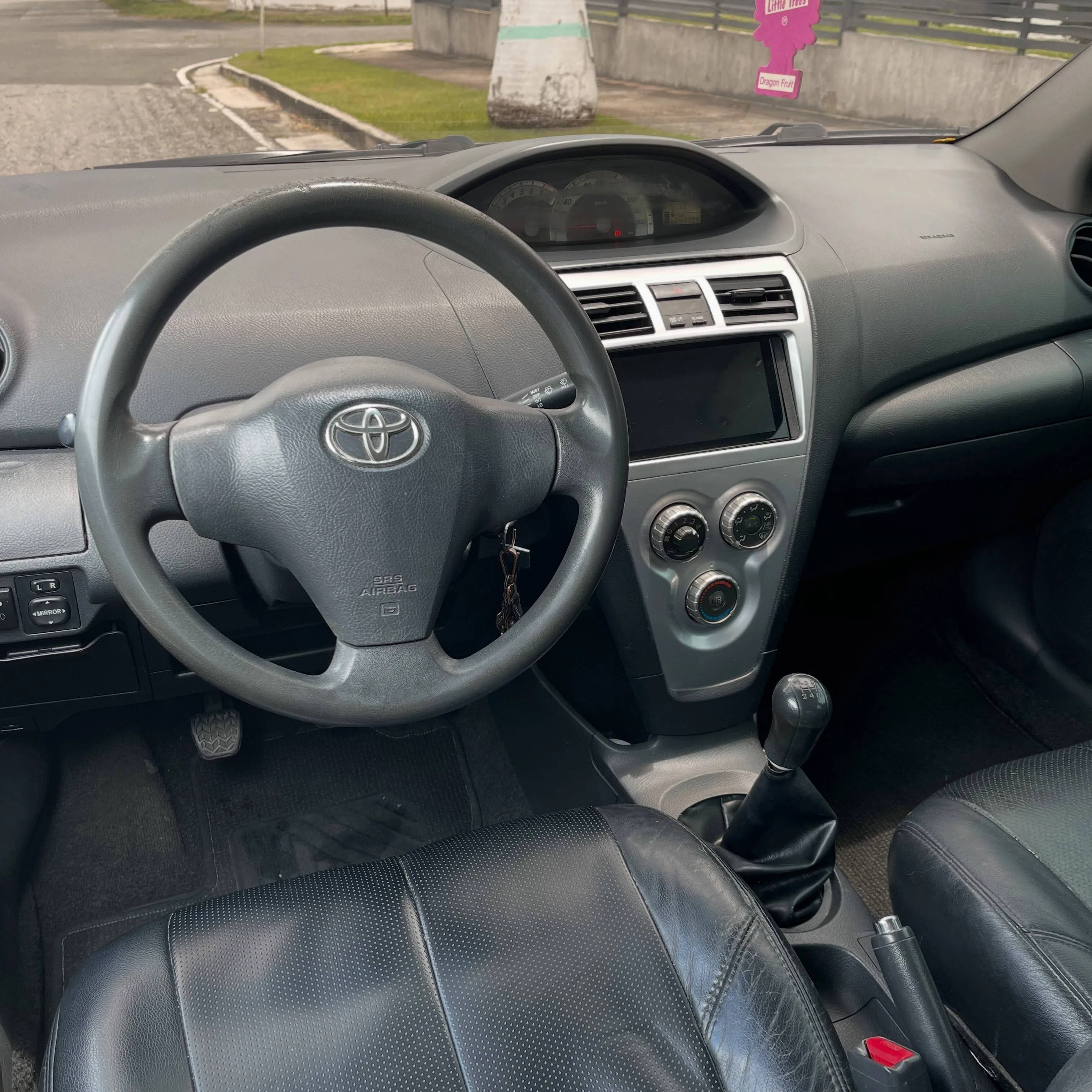 2008 Toyota Yaris — foto 10