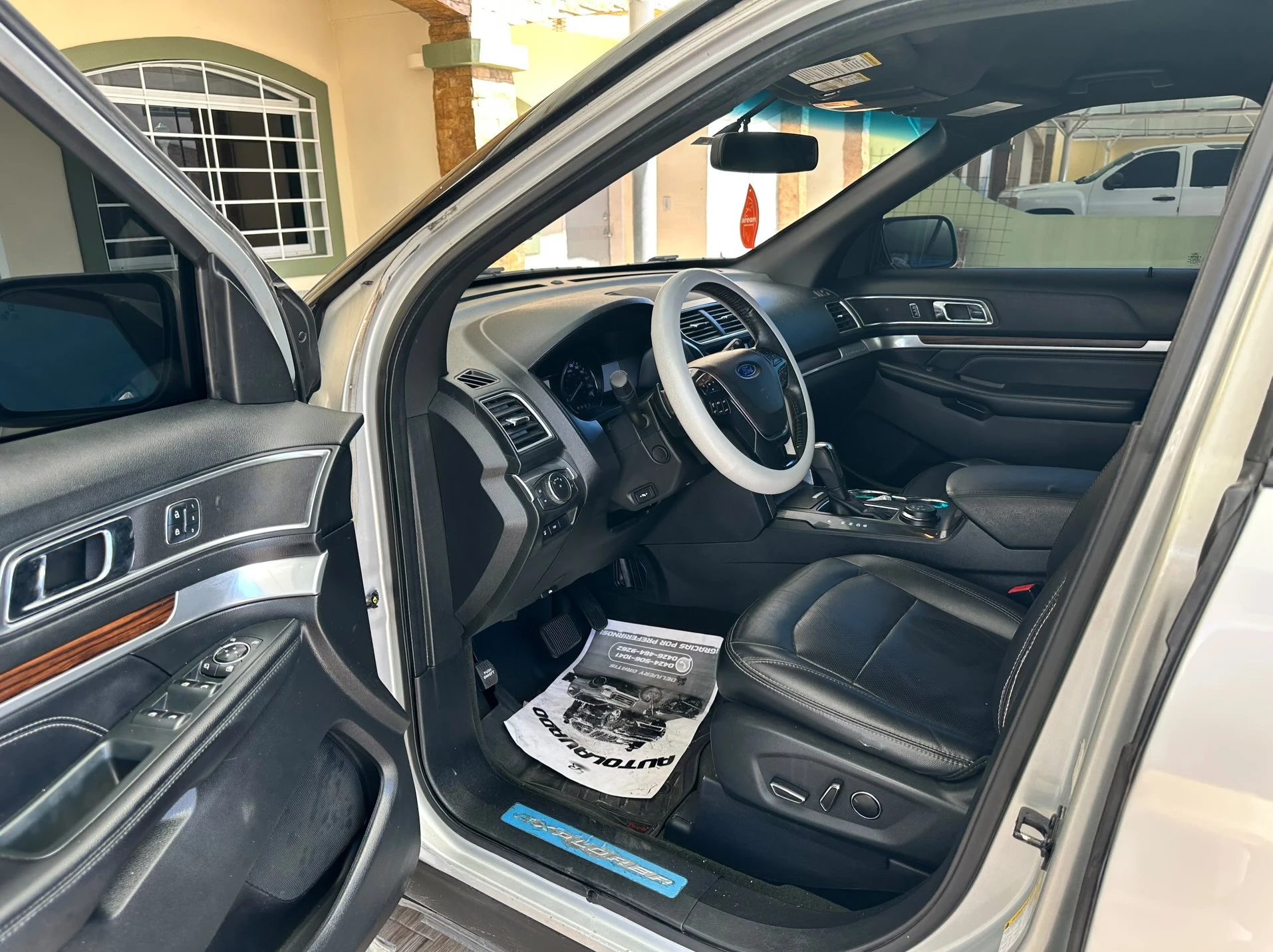 2016 Ford Explorer Limited — foto 5