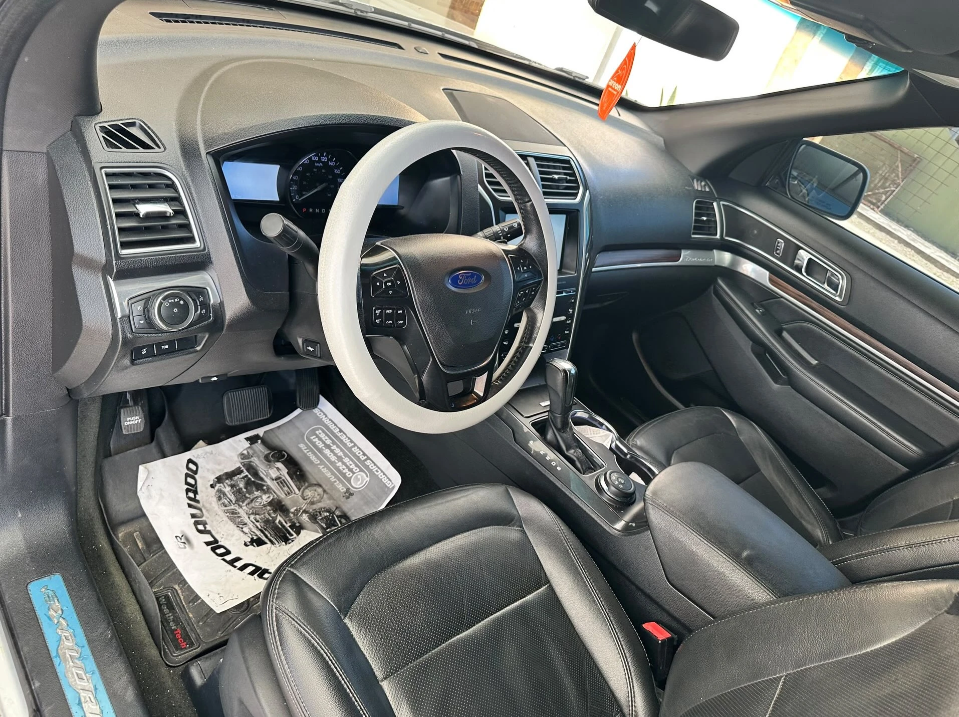 2016 Ford Explorer Limited — foto 6