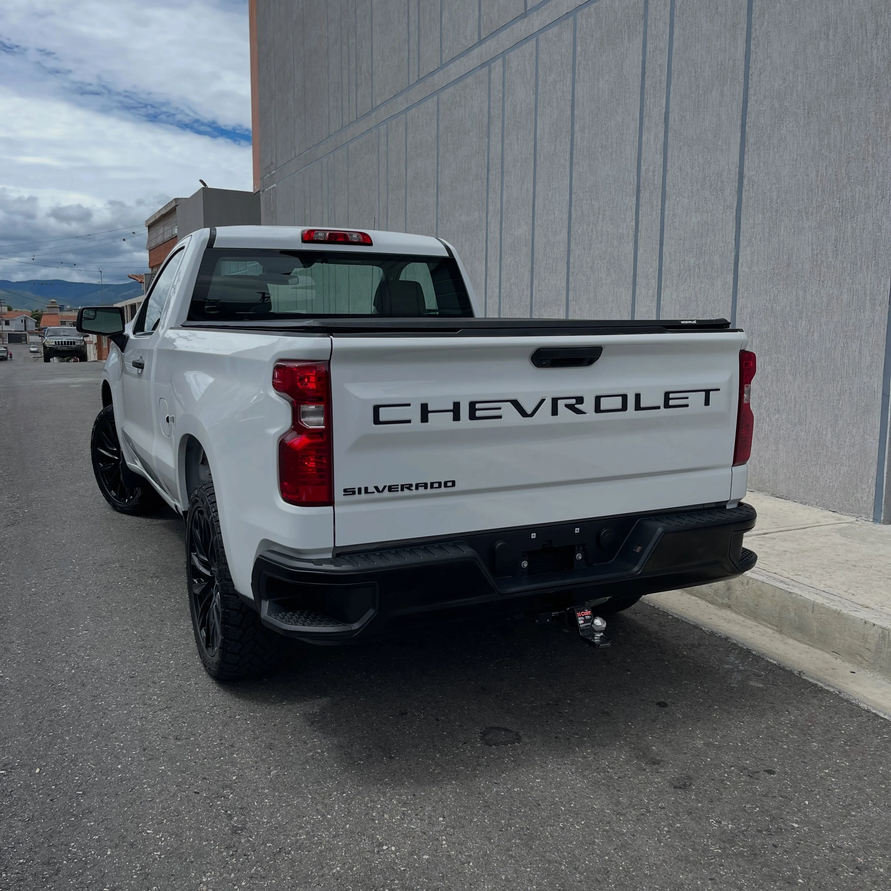 2023 Chevrolet Silverado — foto 5