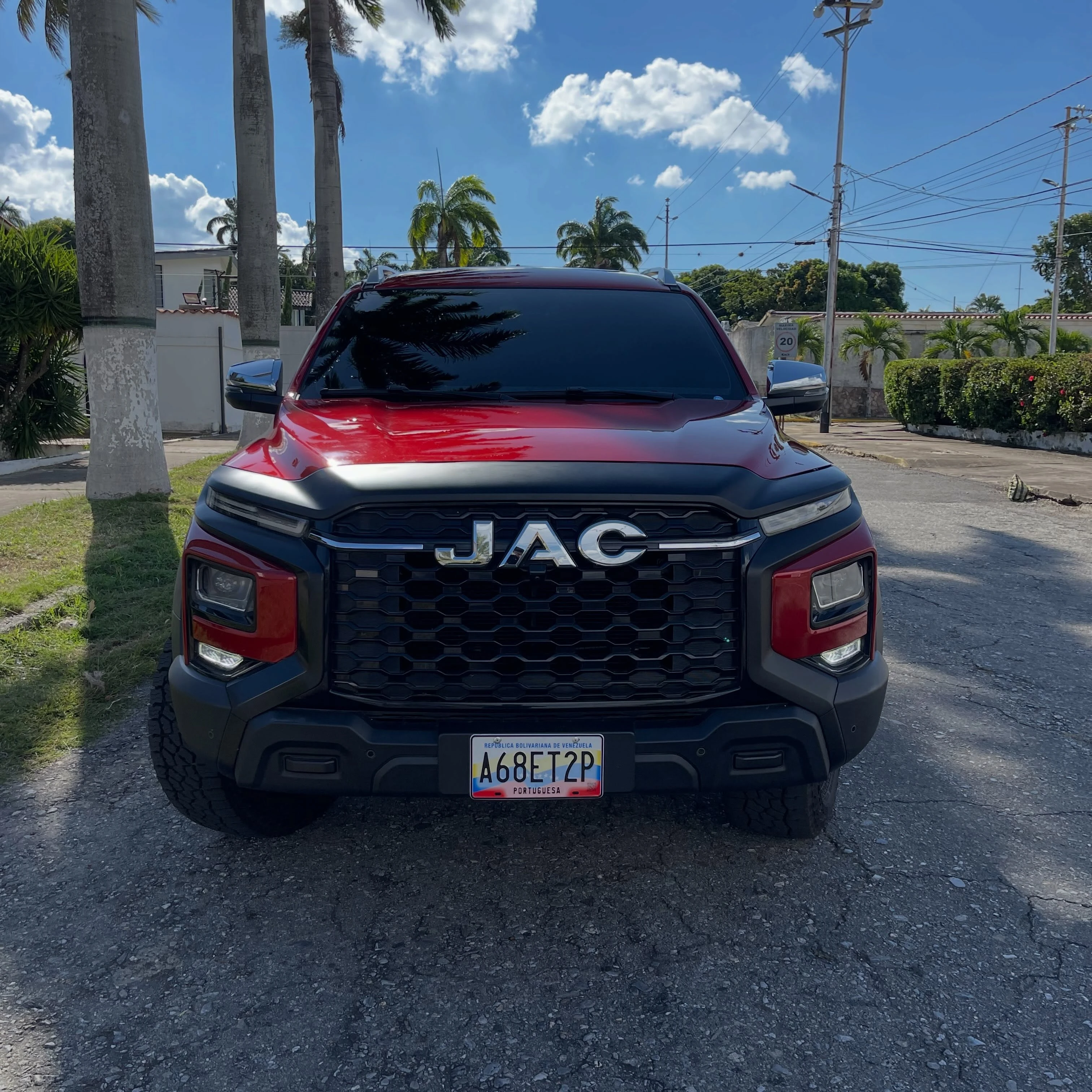 2026 JAC T9 Aventura — foto 2