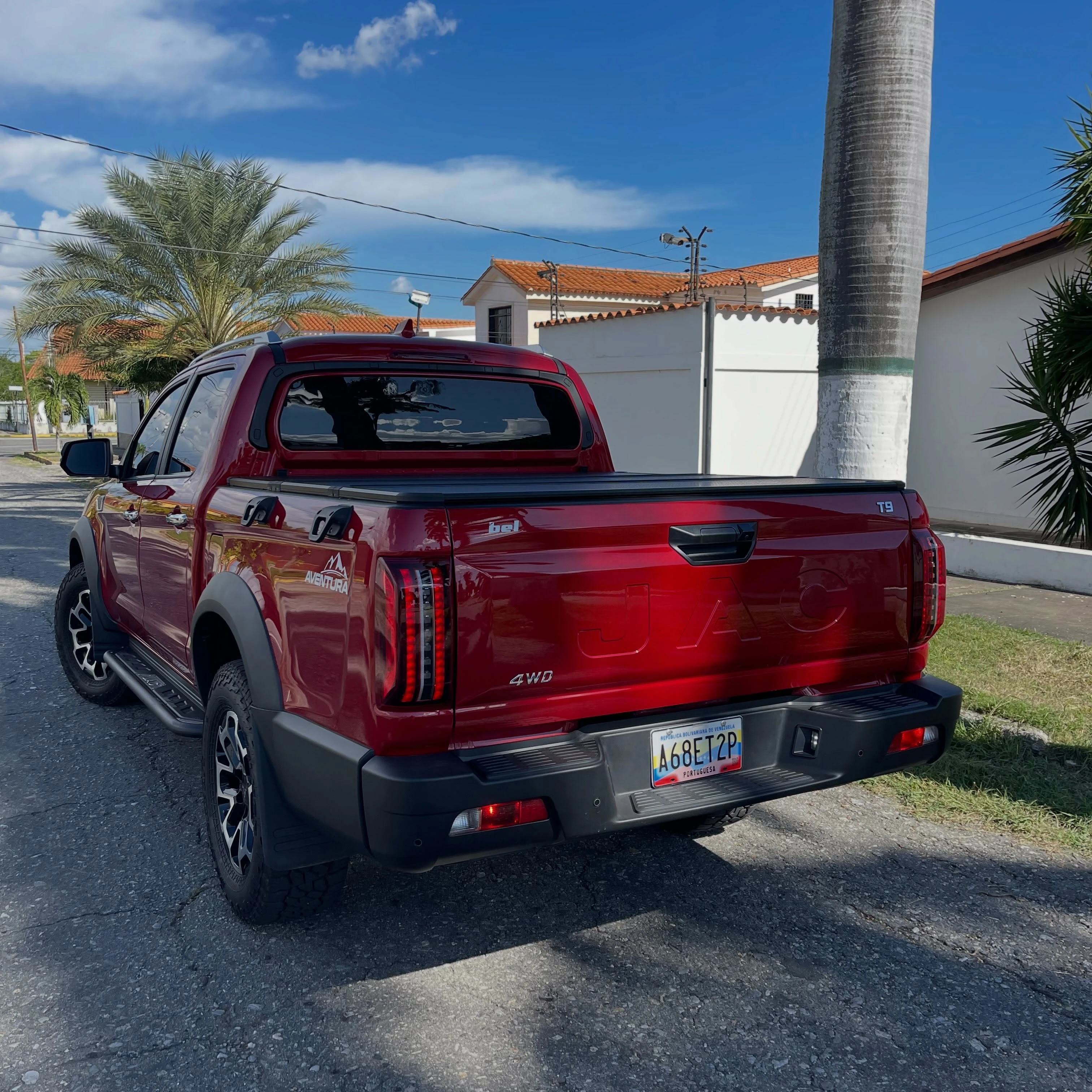 2026 JAC T9 Aventura — foto 4