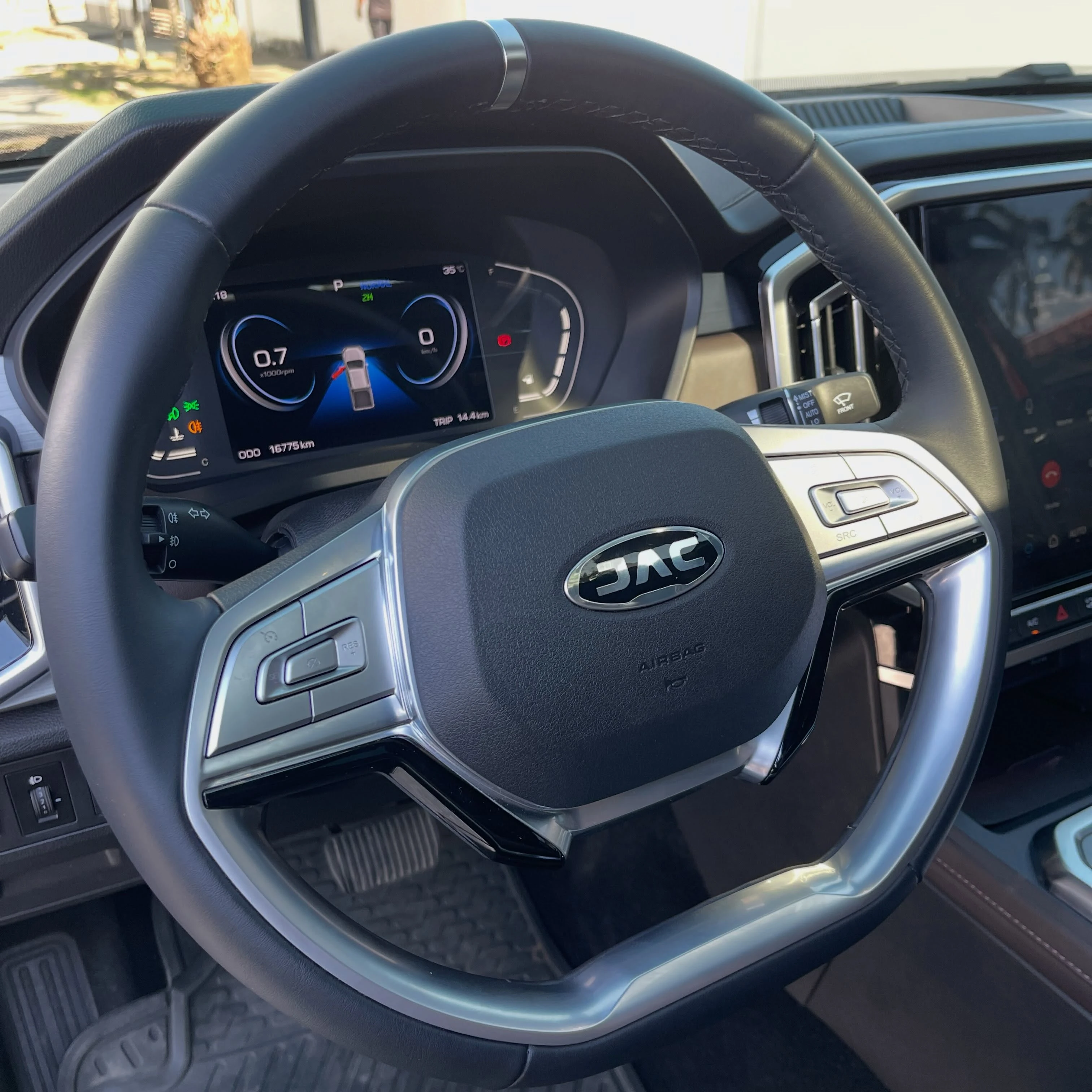 2026 JAC T9 Aventura — foto 12