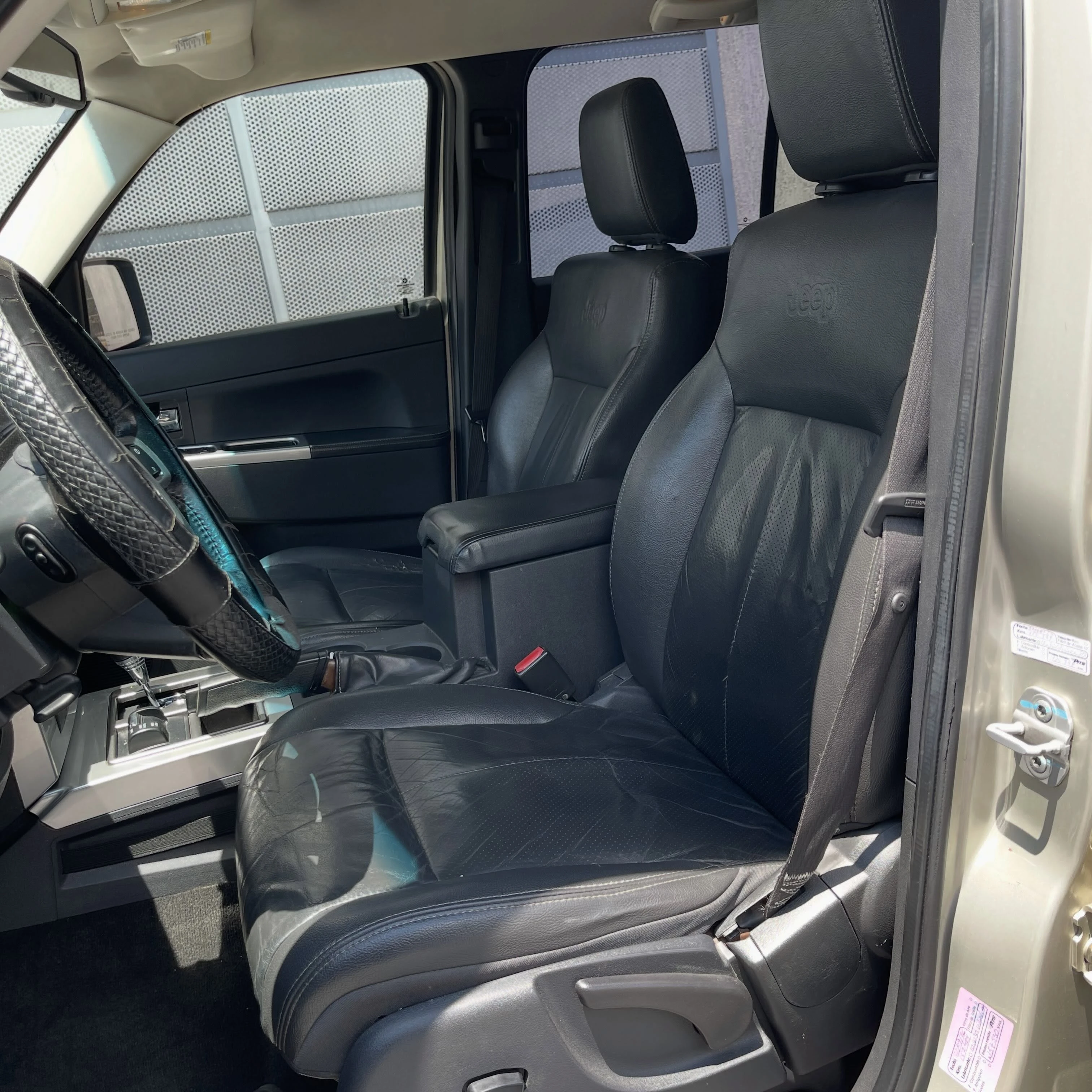 2009 Jeep Cherokee Limited — foto 10