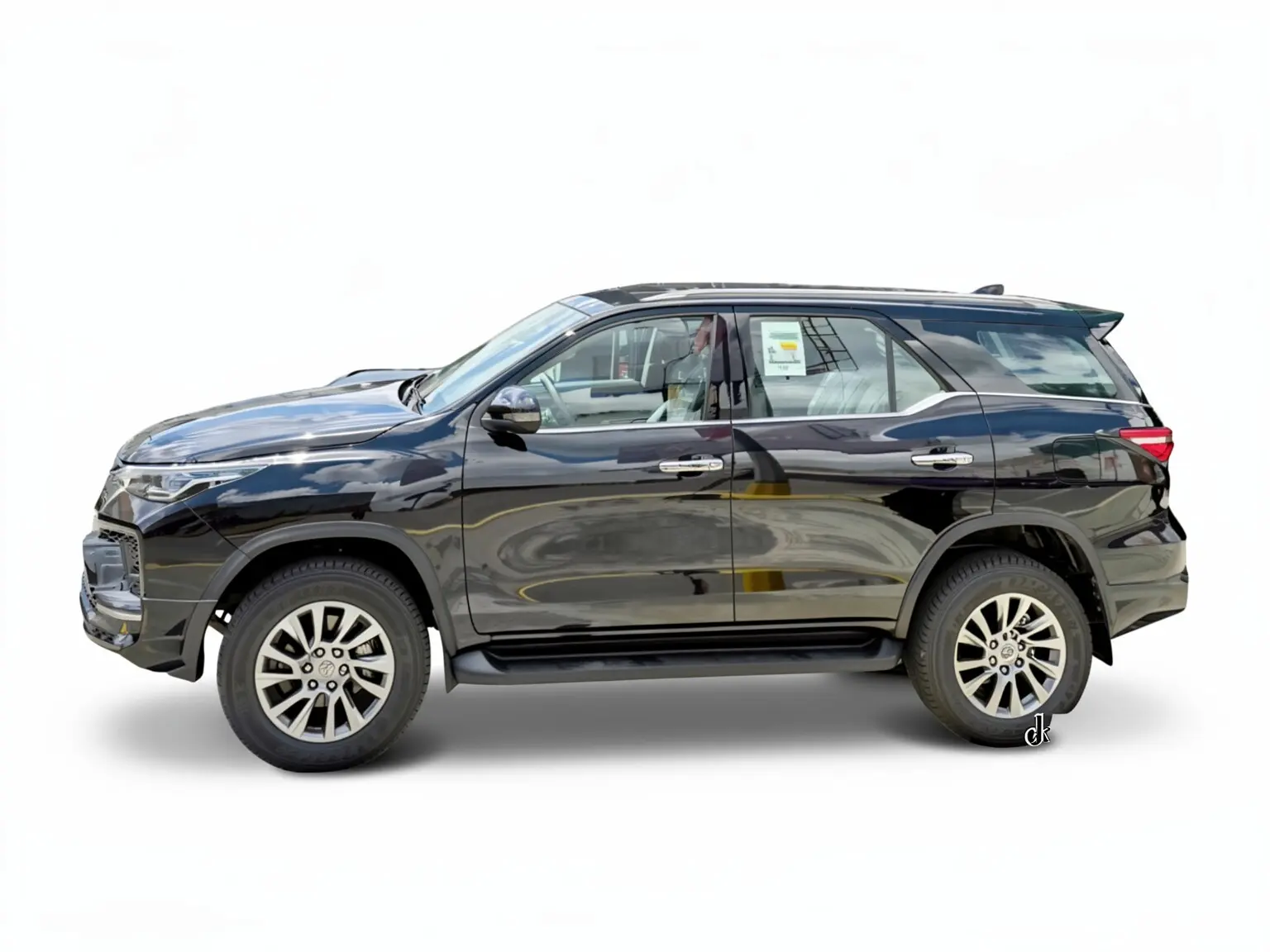 2025 Toyota Fortuner VX.R