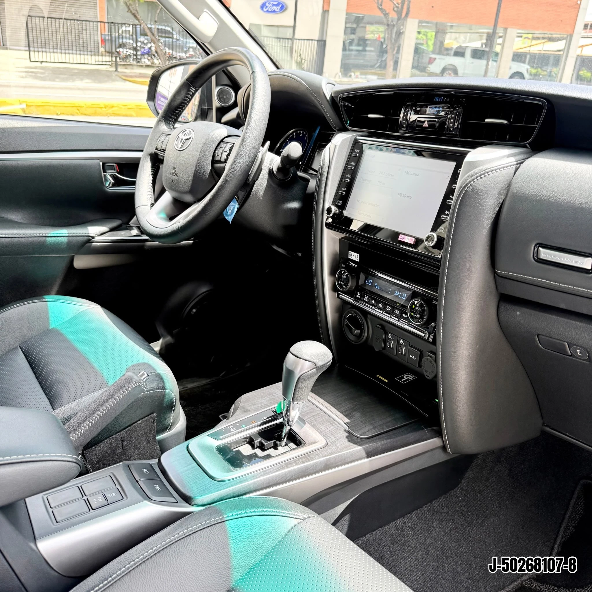2025 Toyota Fortuner VX.R — foto 5