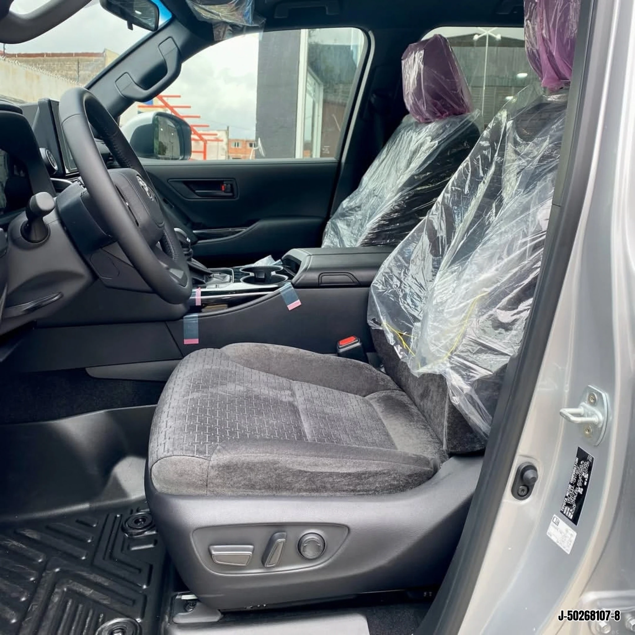 2025 Toyota Land Cruiser LC 300 GX.R — foto 2
