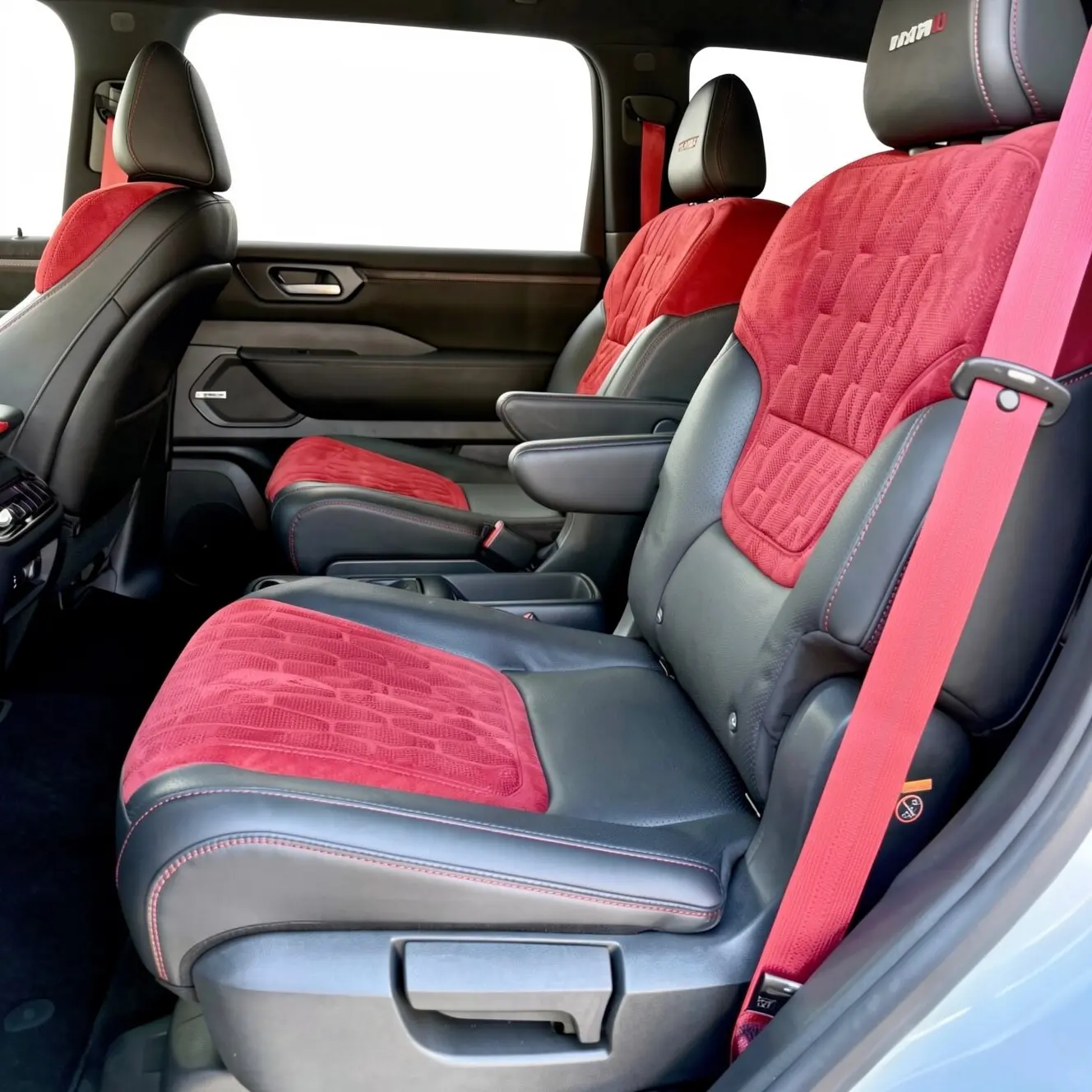 2026 Nissan Armada NISMO — photo 3