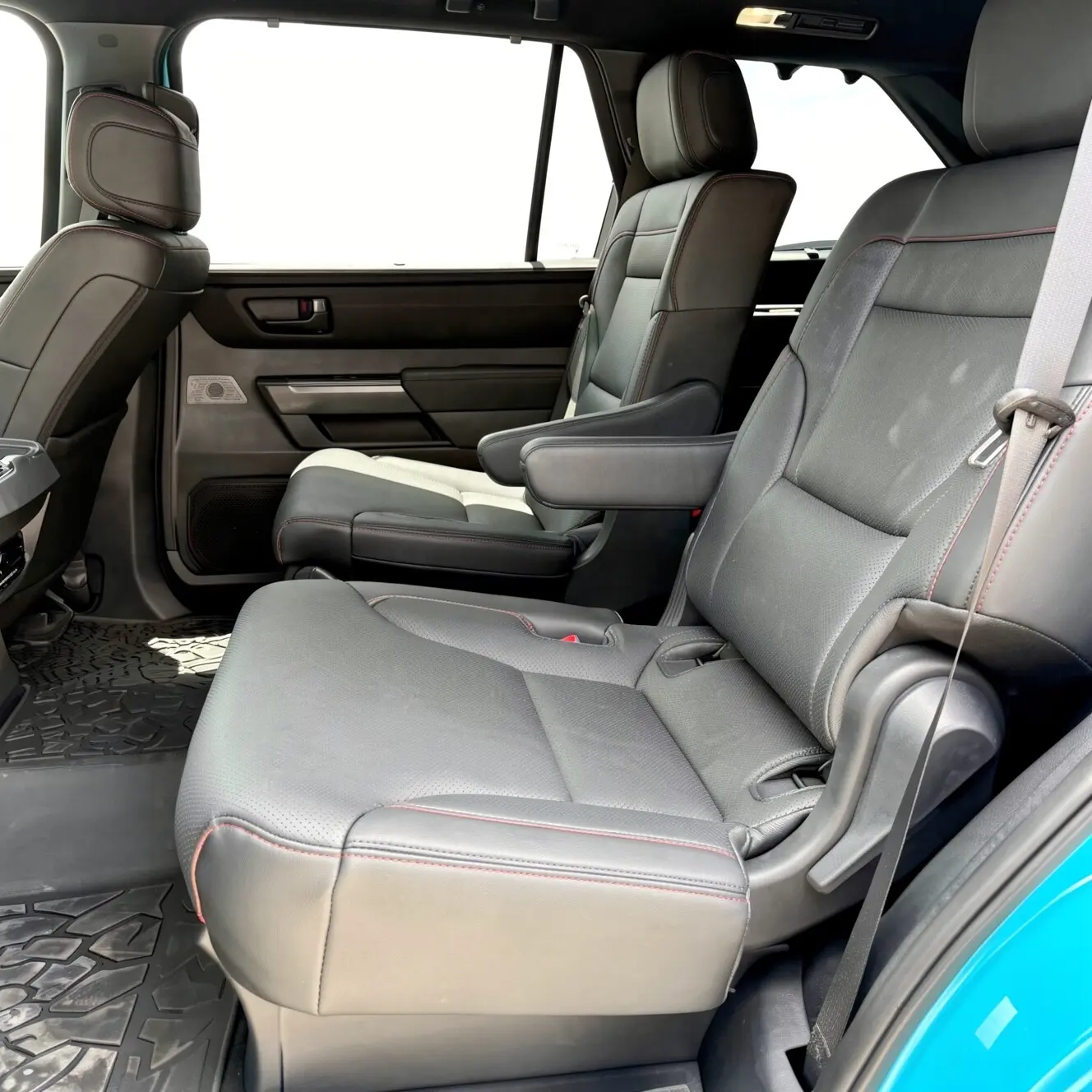 2026 Toyota Sequoia — foto 3