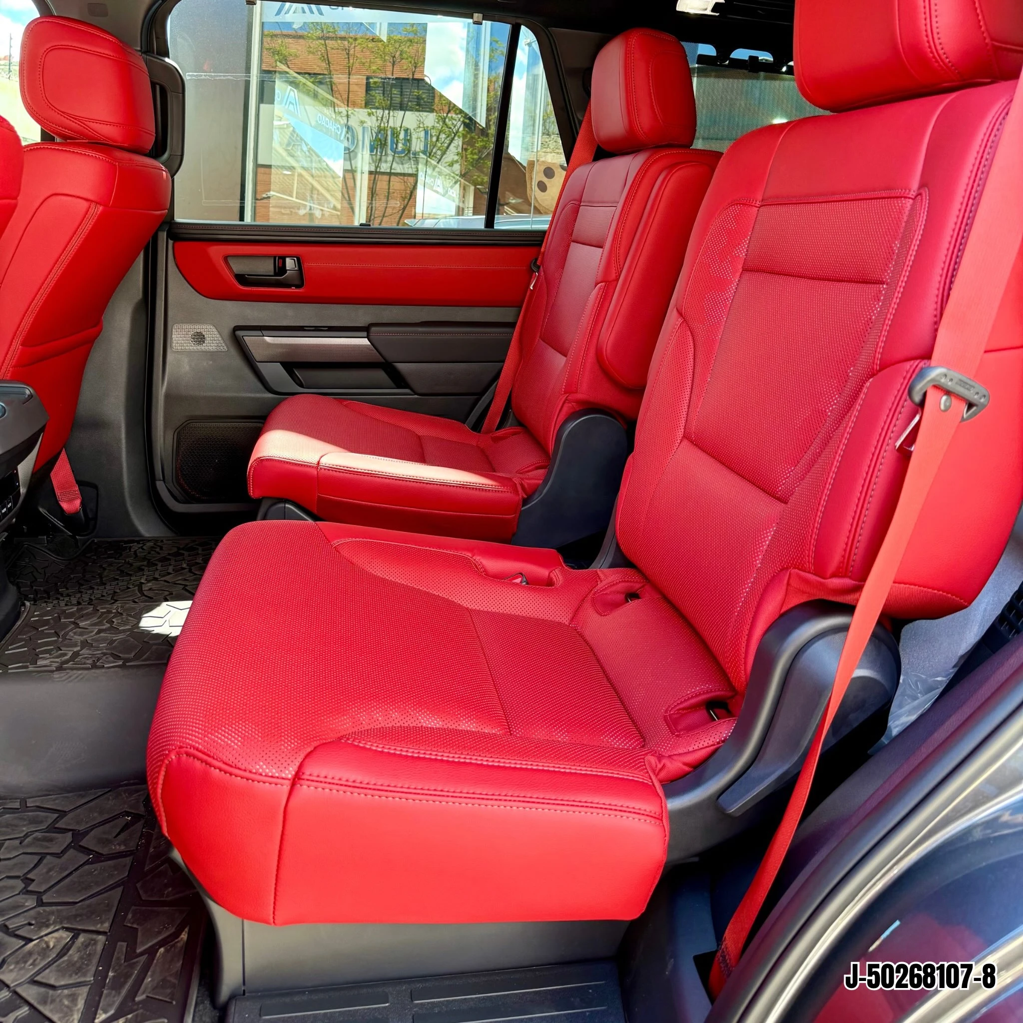 2026 Toyota Sequoia — foto 3