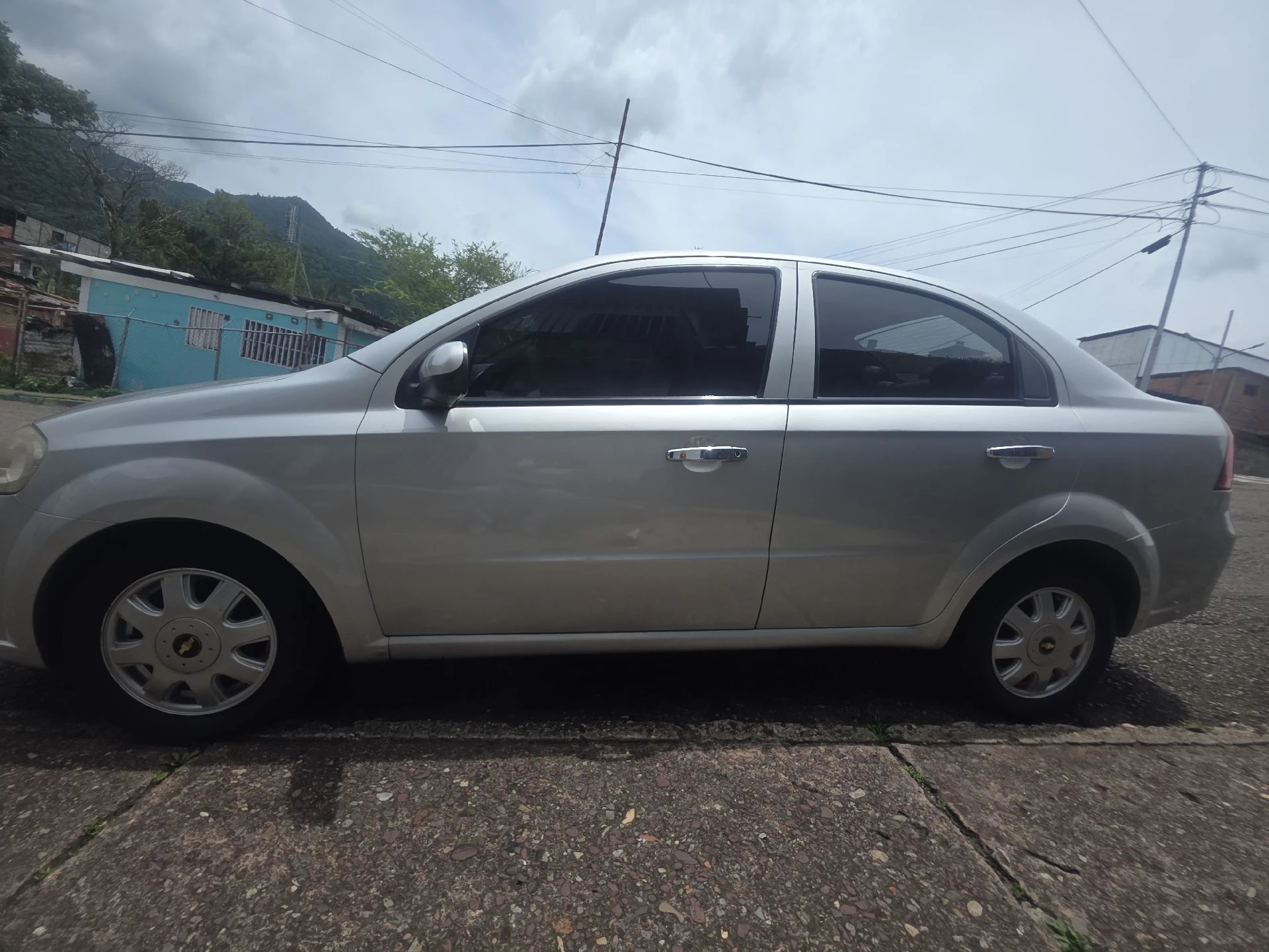 2012 Chevrolet Aveo Lt