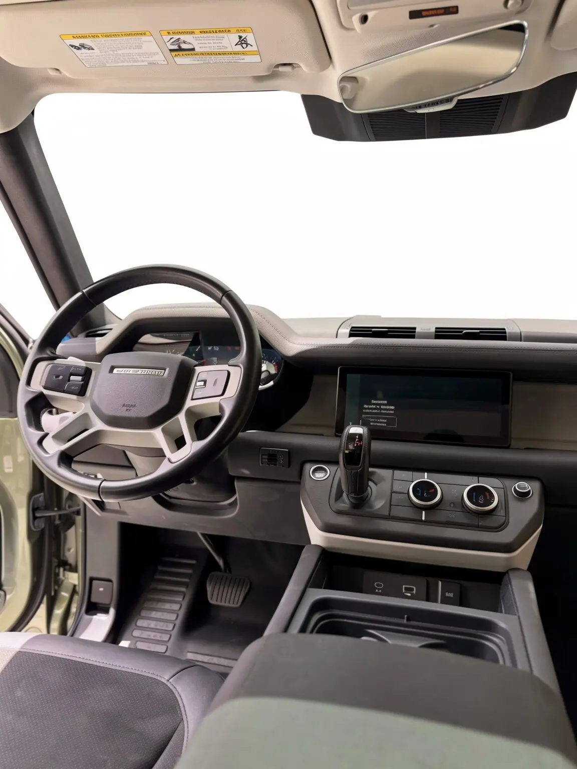2022 Land Rover Defender P-400 — foto 11