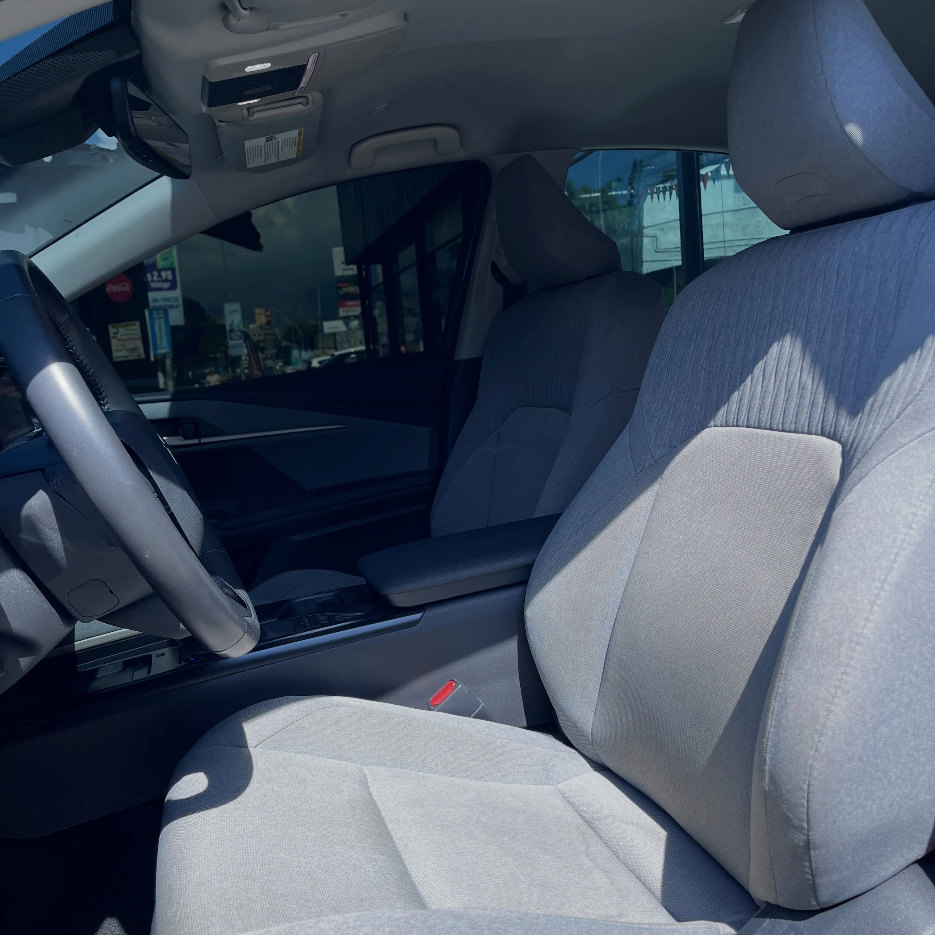 2025 Toyota Camry Le HEV 2025 — foto 3