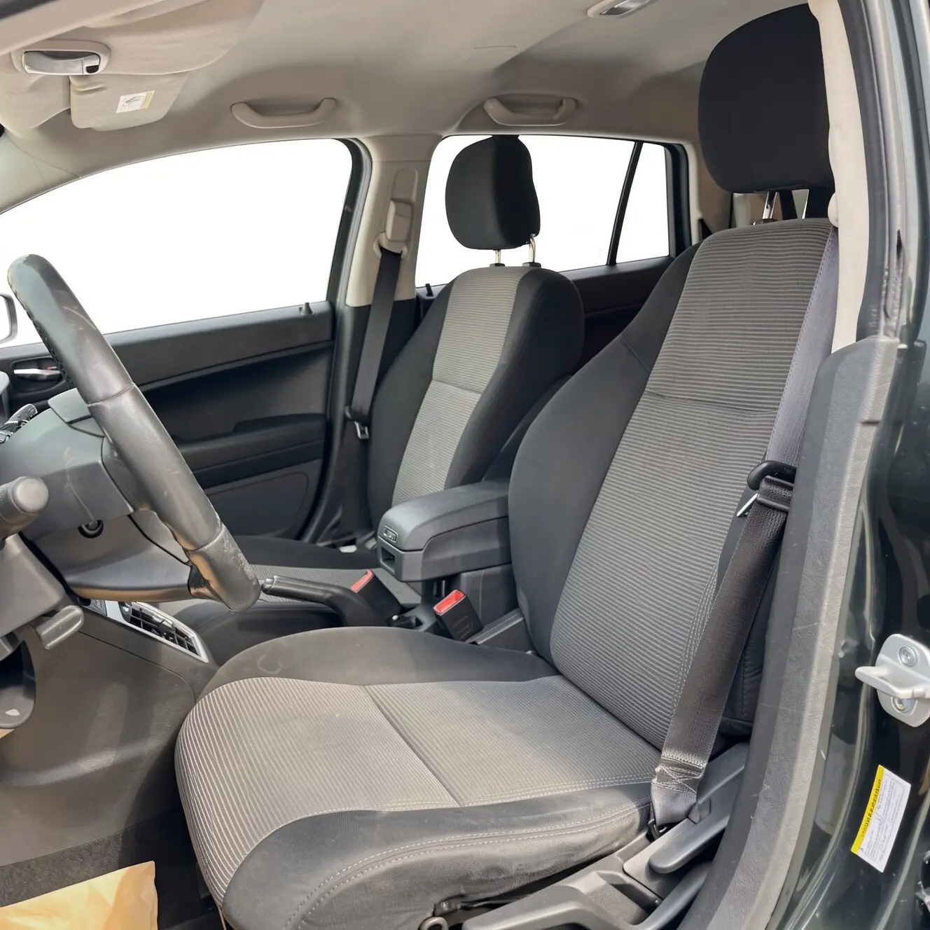 2011 Dodge Caliber — foto 4