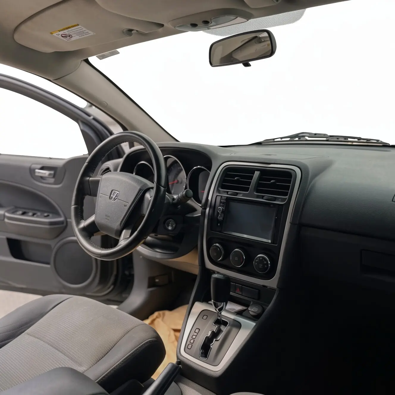 2011 Dodge Caliber — foto 9