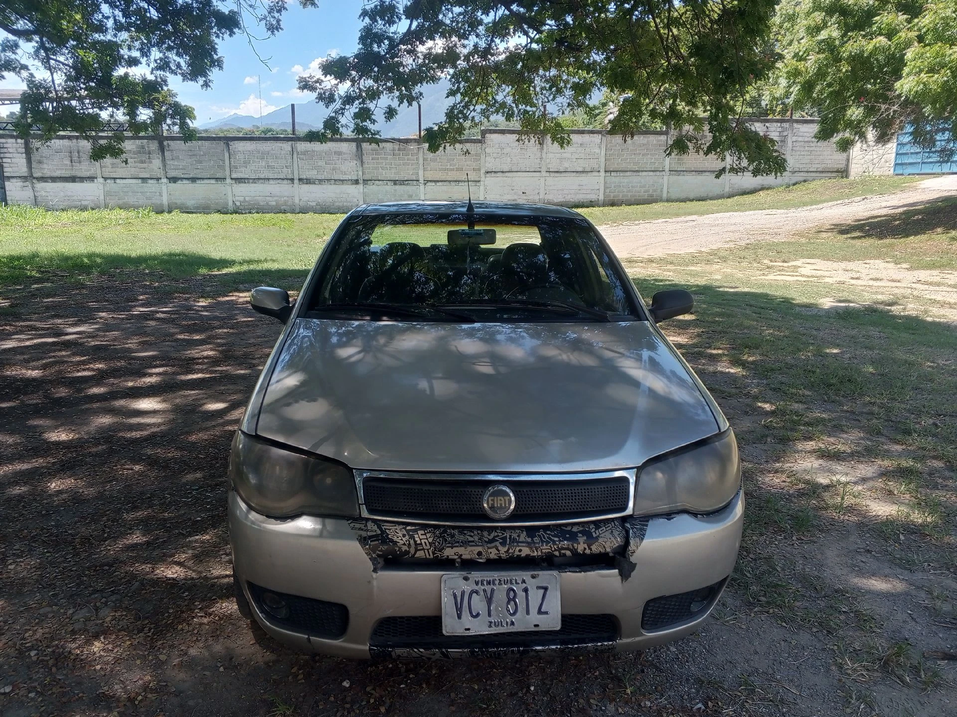 2007 Fiat Siena HLX