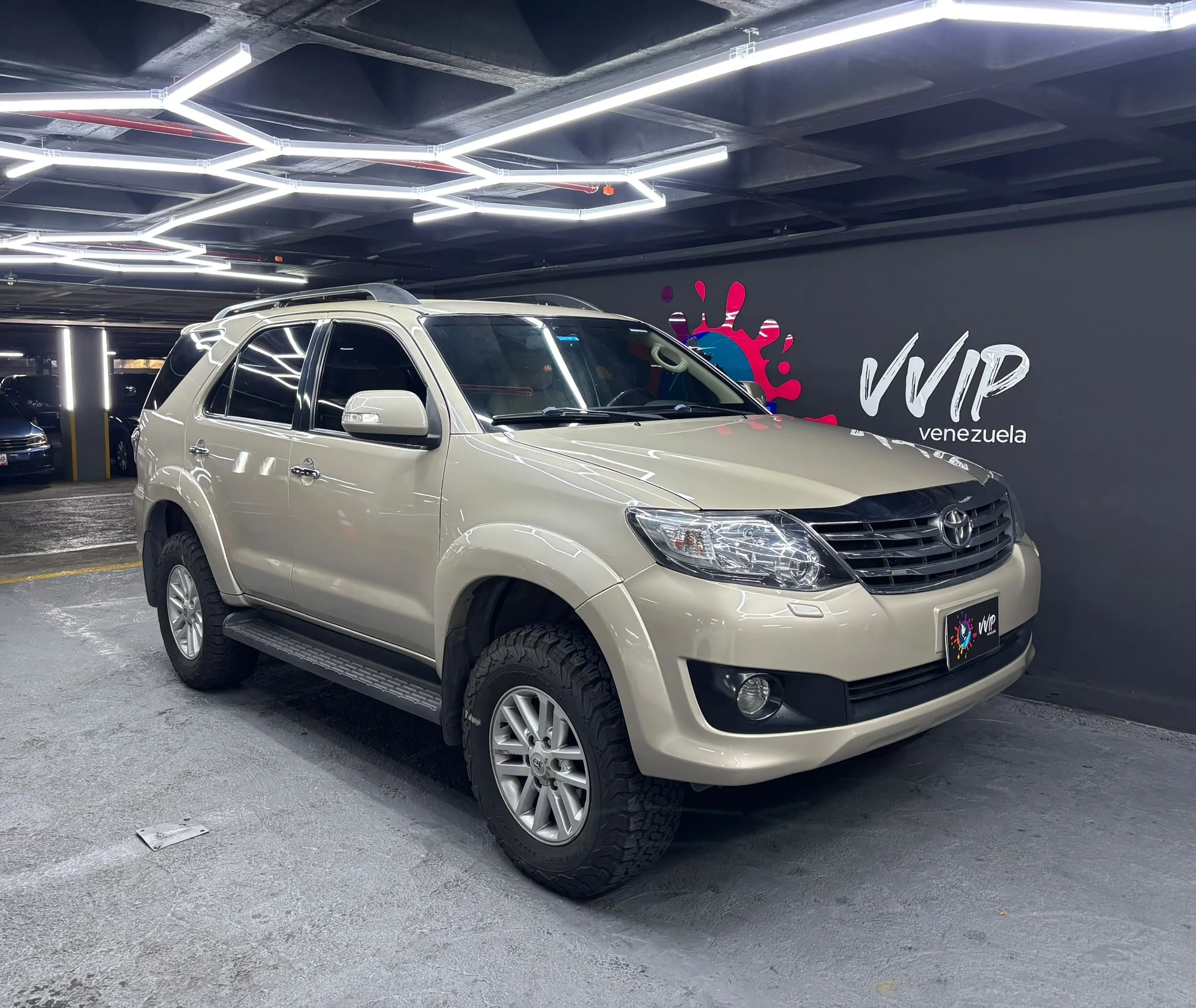 2015 Toyota Fortuner 4x4 — foto 3
