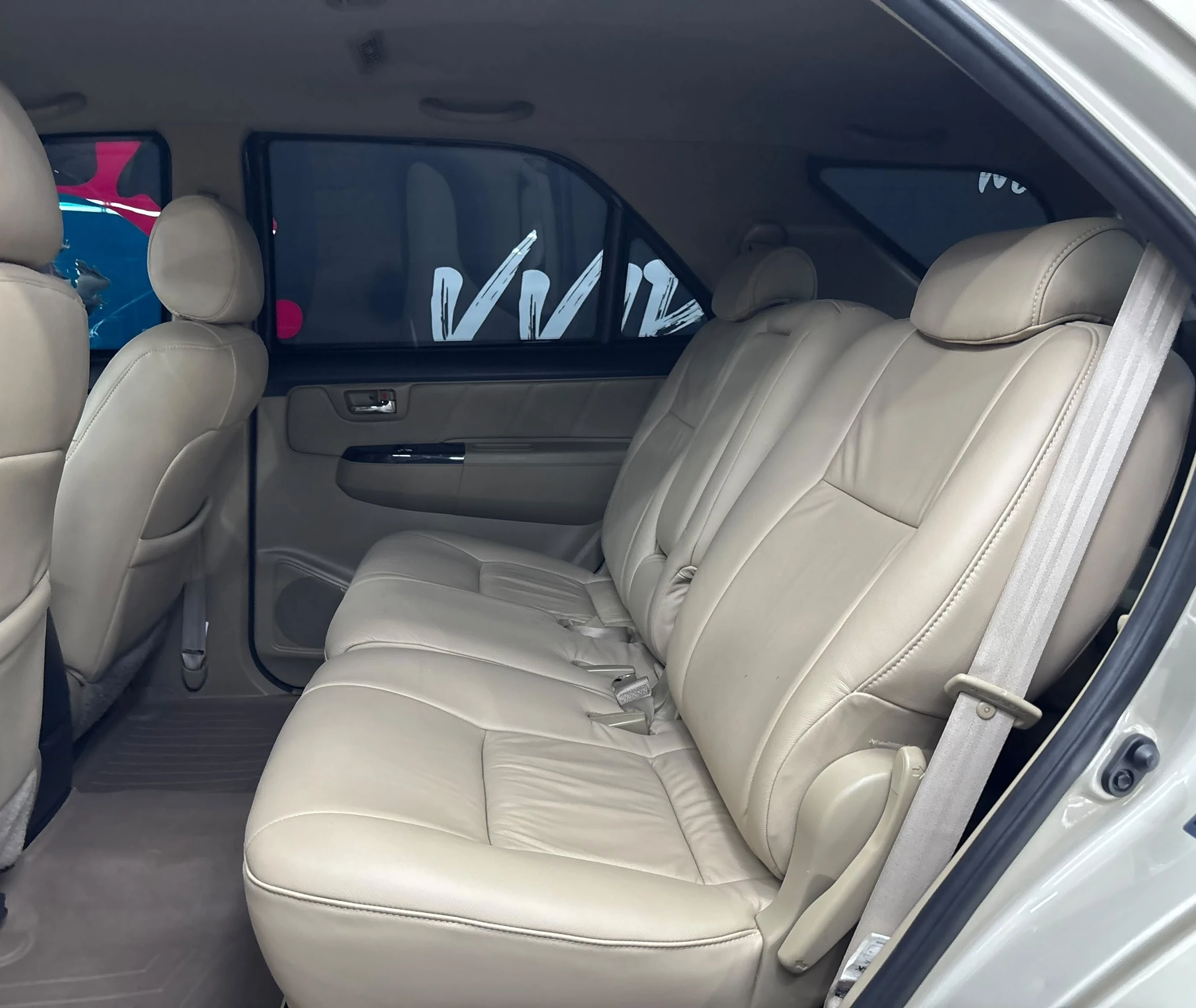 2015 Toyota Fortuner 4x4 — foto 13
