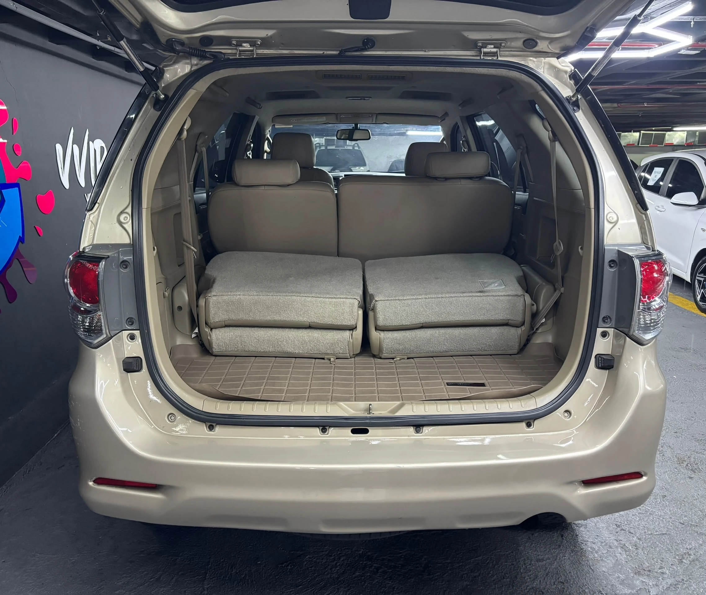 2015 Toyota Fortuner 4x4 — foto 14