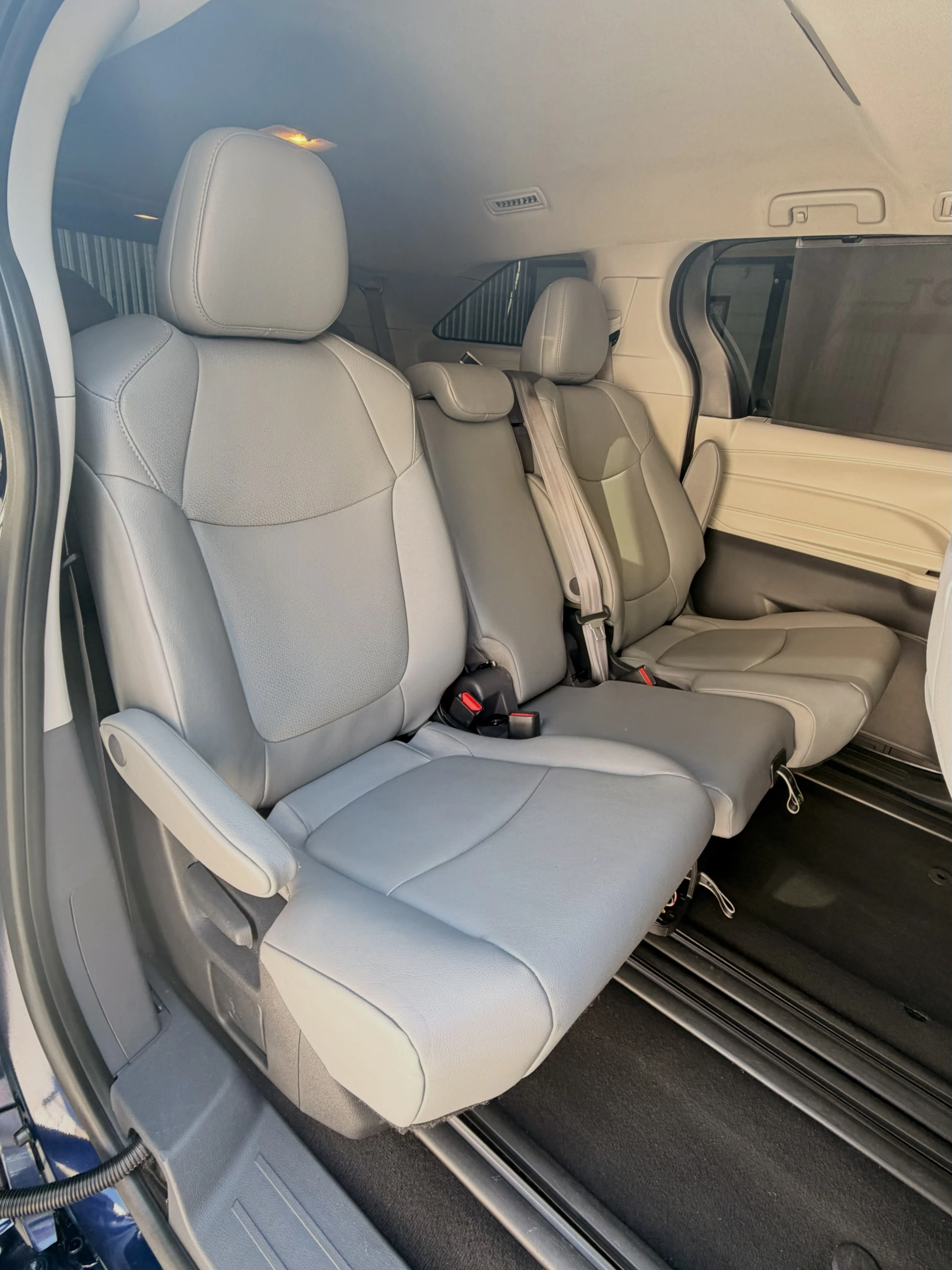 2023 Toyota Sienna XLE — foto 7