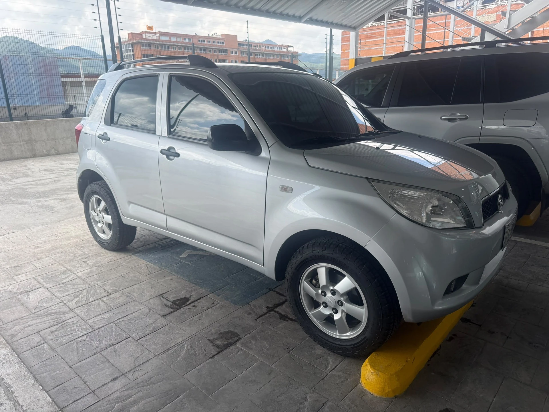 2014 Daihatsu Terios AWD A/T — foto 9