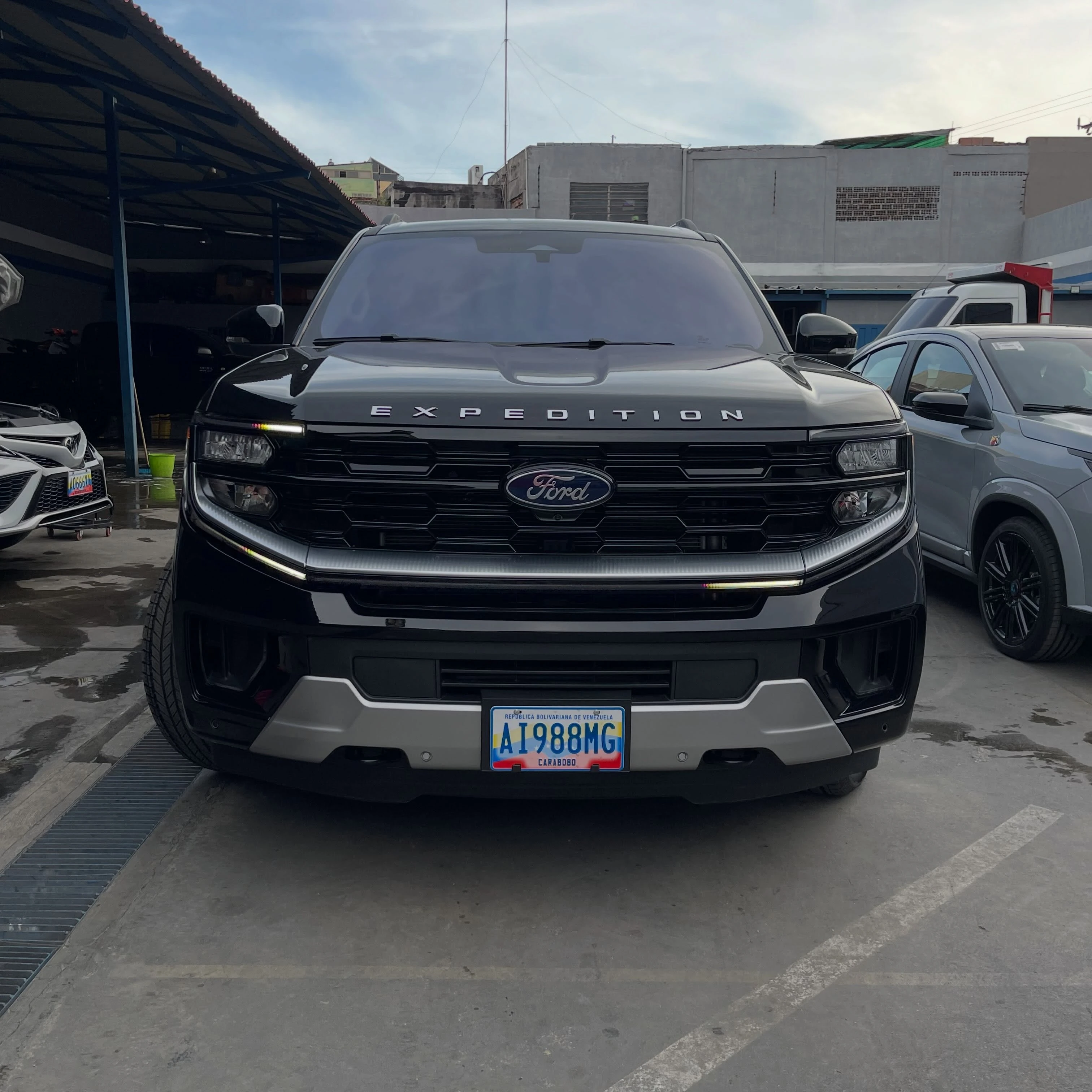 2025 Ford Expedition Platinium — foto 2