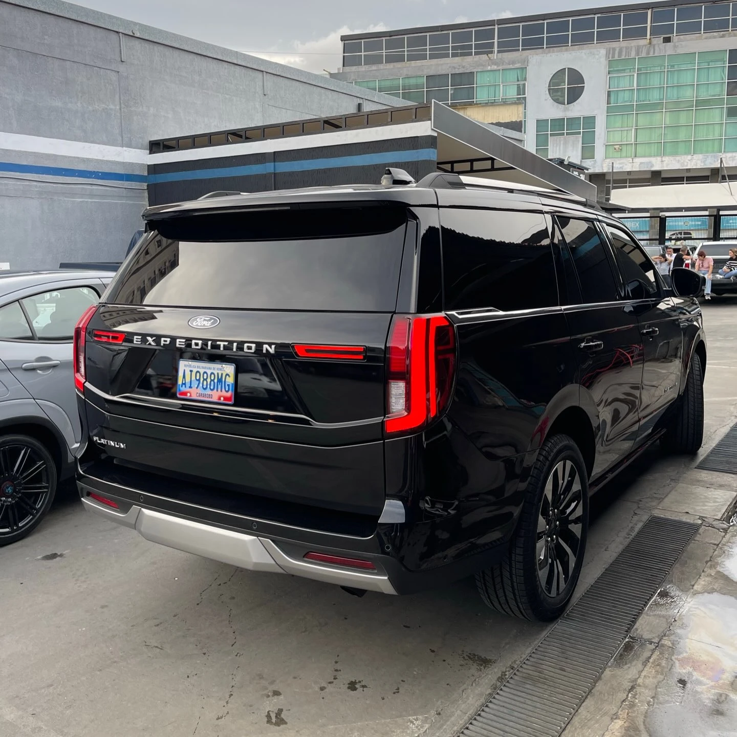 2025 Ford Expedition Platinium — foto 4