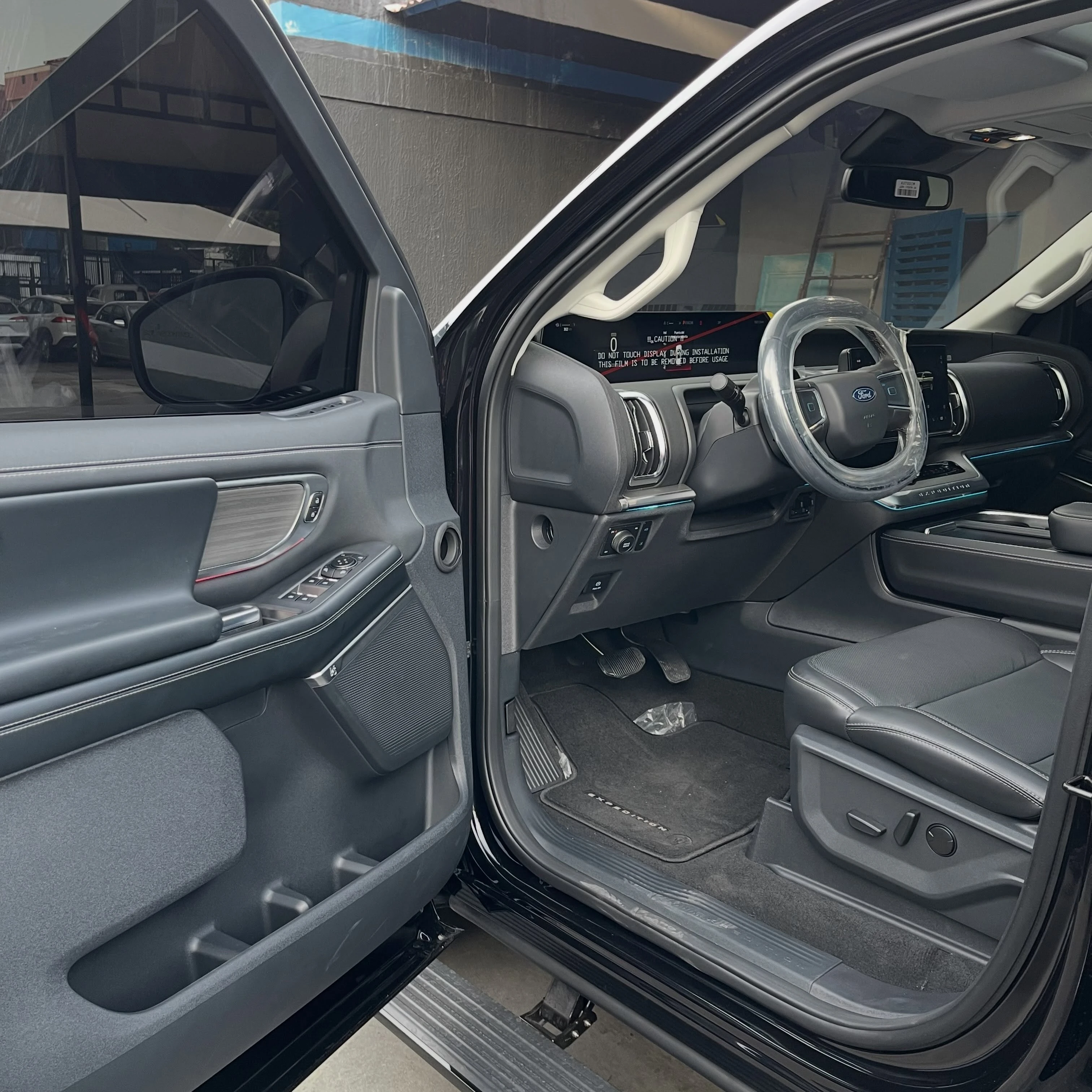 2025 Ford Expedition Platinium — foto 12