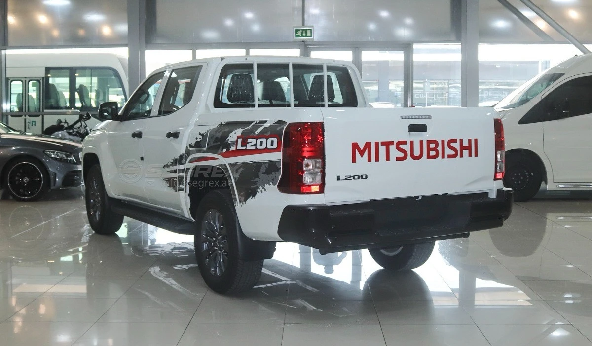 2027 Mitsubishi L200 GLS