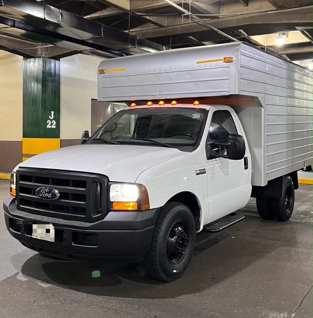 2006 Ford F-350 Tritón