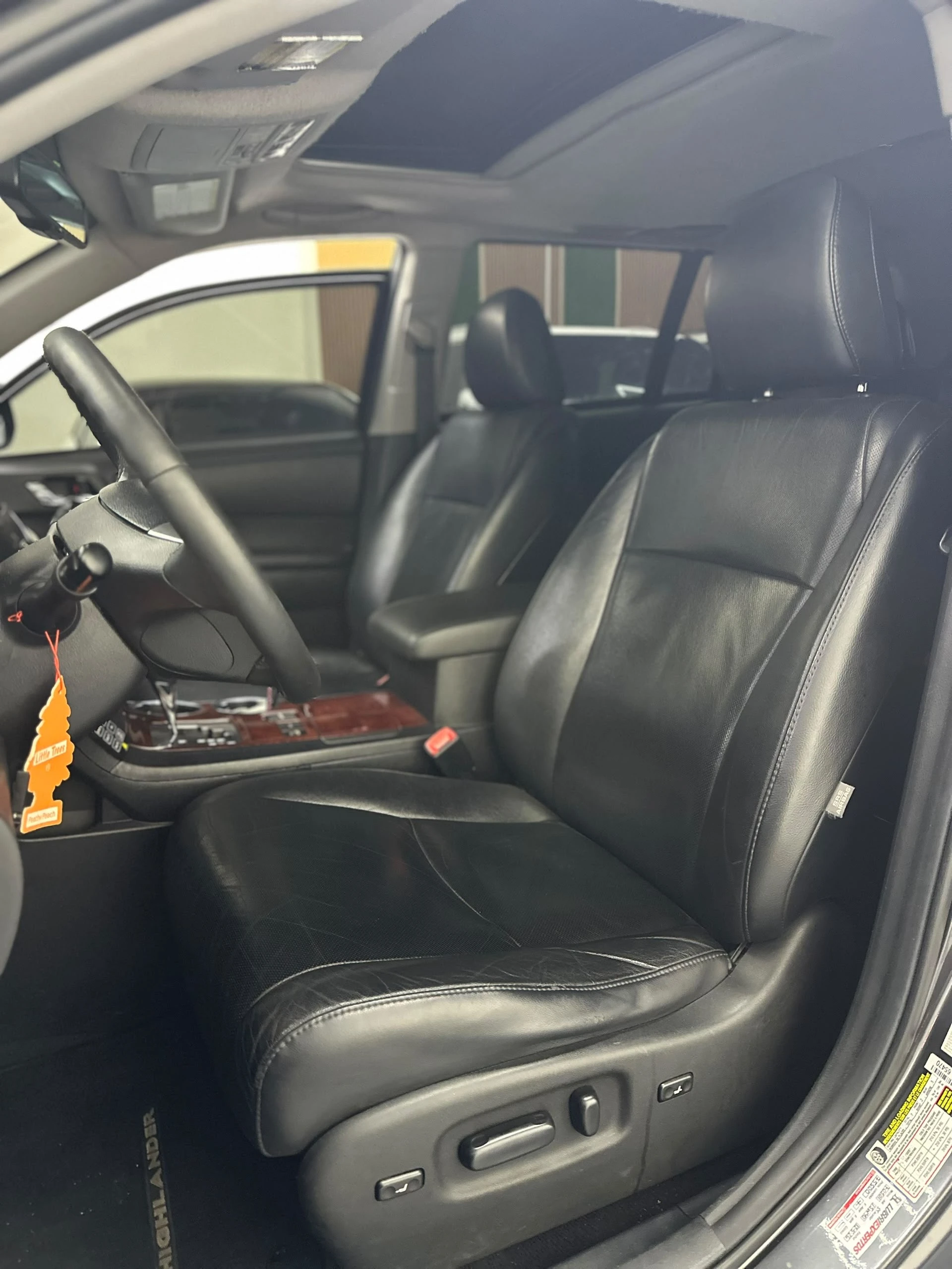 2011 Toyota Highlander — foto 4