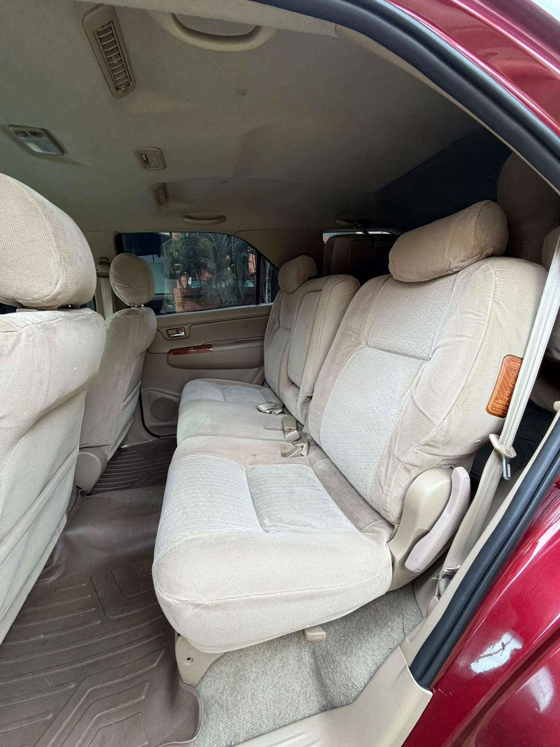 2011 Toyota Fortuner 4x4 — foto 7