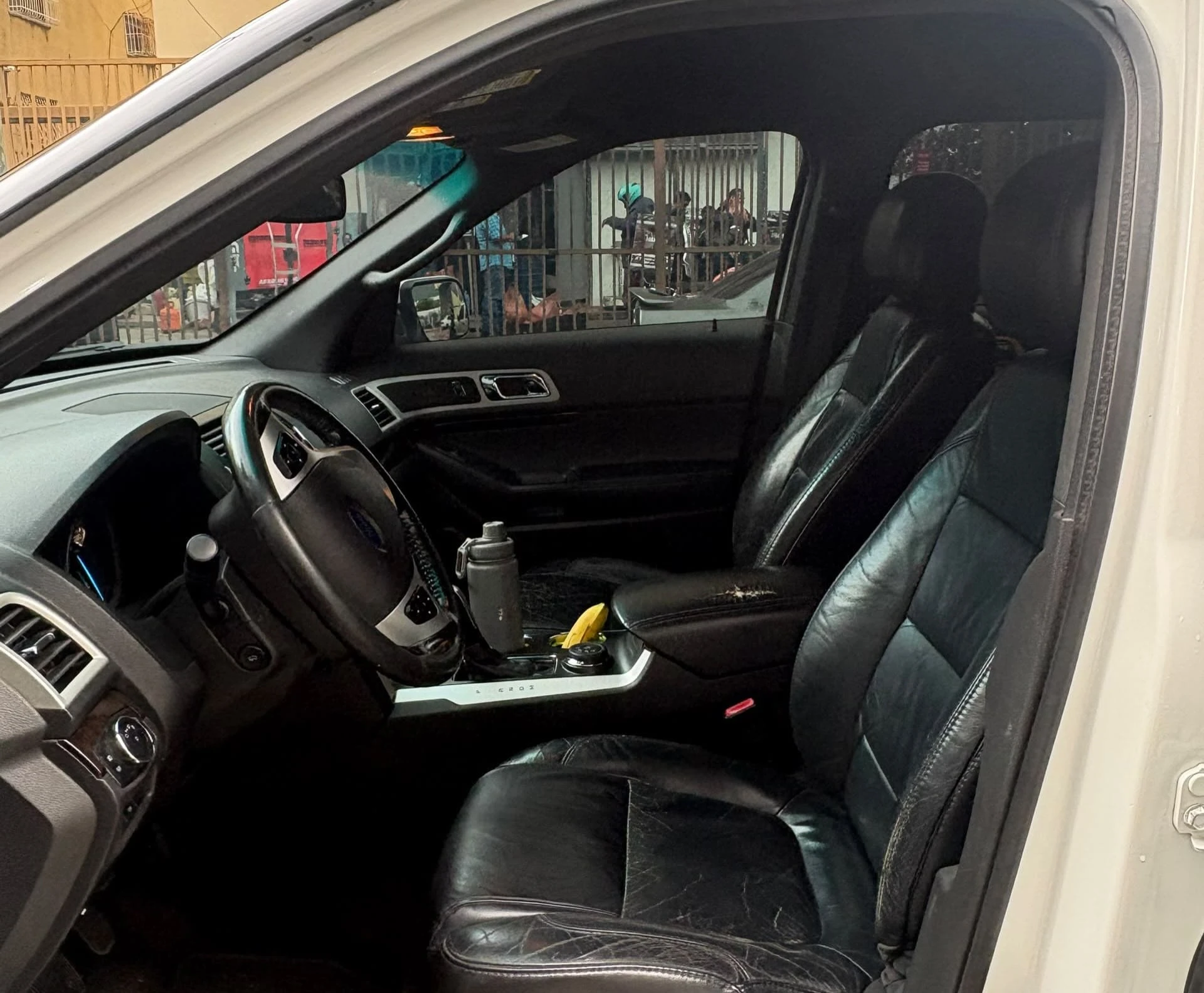 2013 Ford Explorer Limited — foto 8
