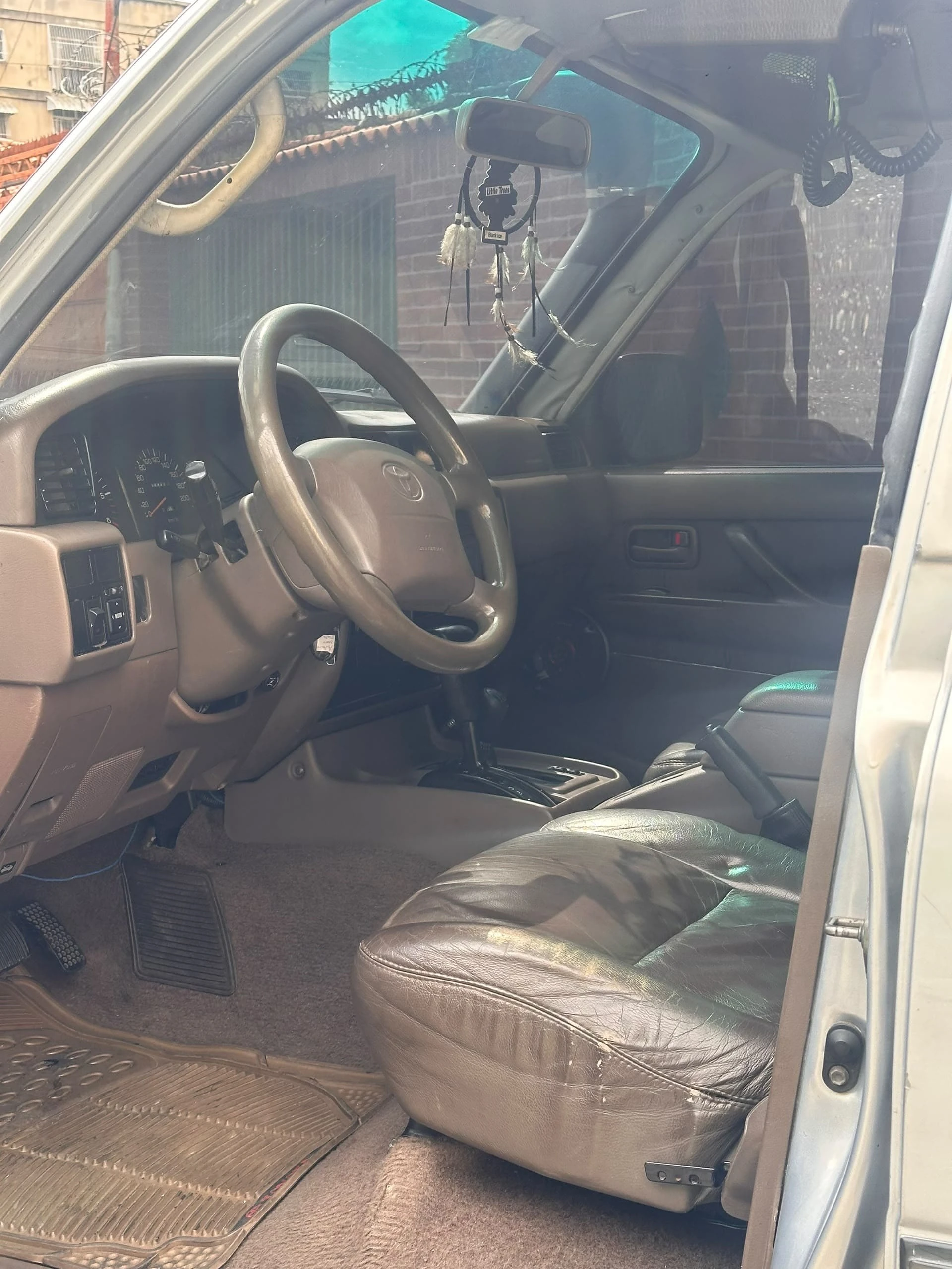 2004 Toyota Autana — foto 6