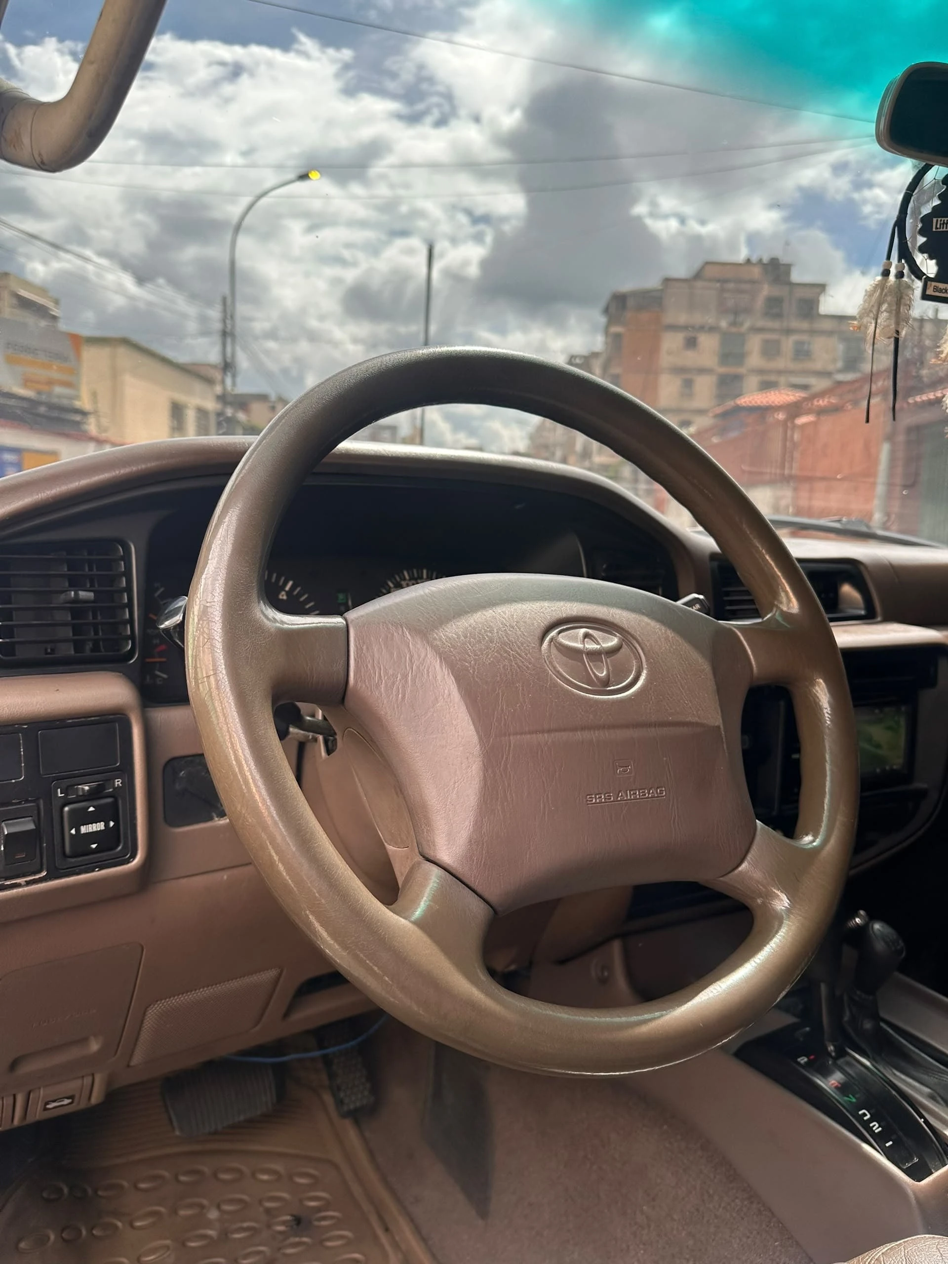 2004 Toyota Autana — foto 10