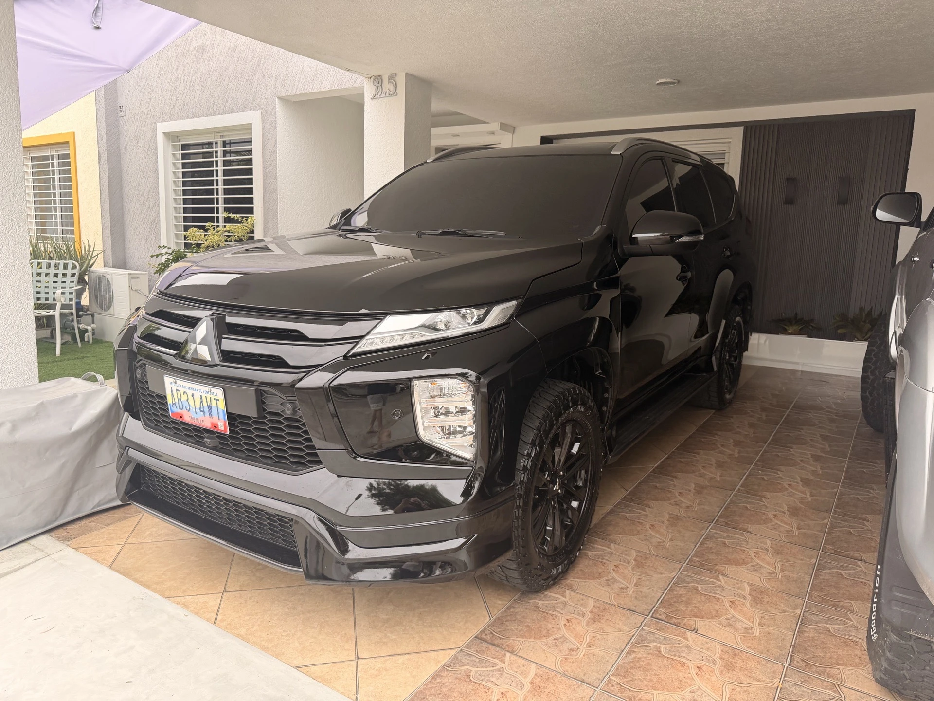 2022 Mitsubishi Montero Sport Signature edition