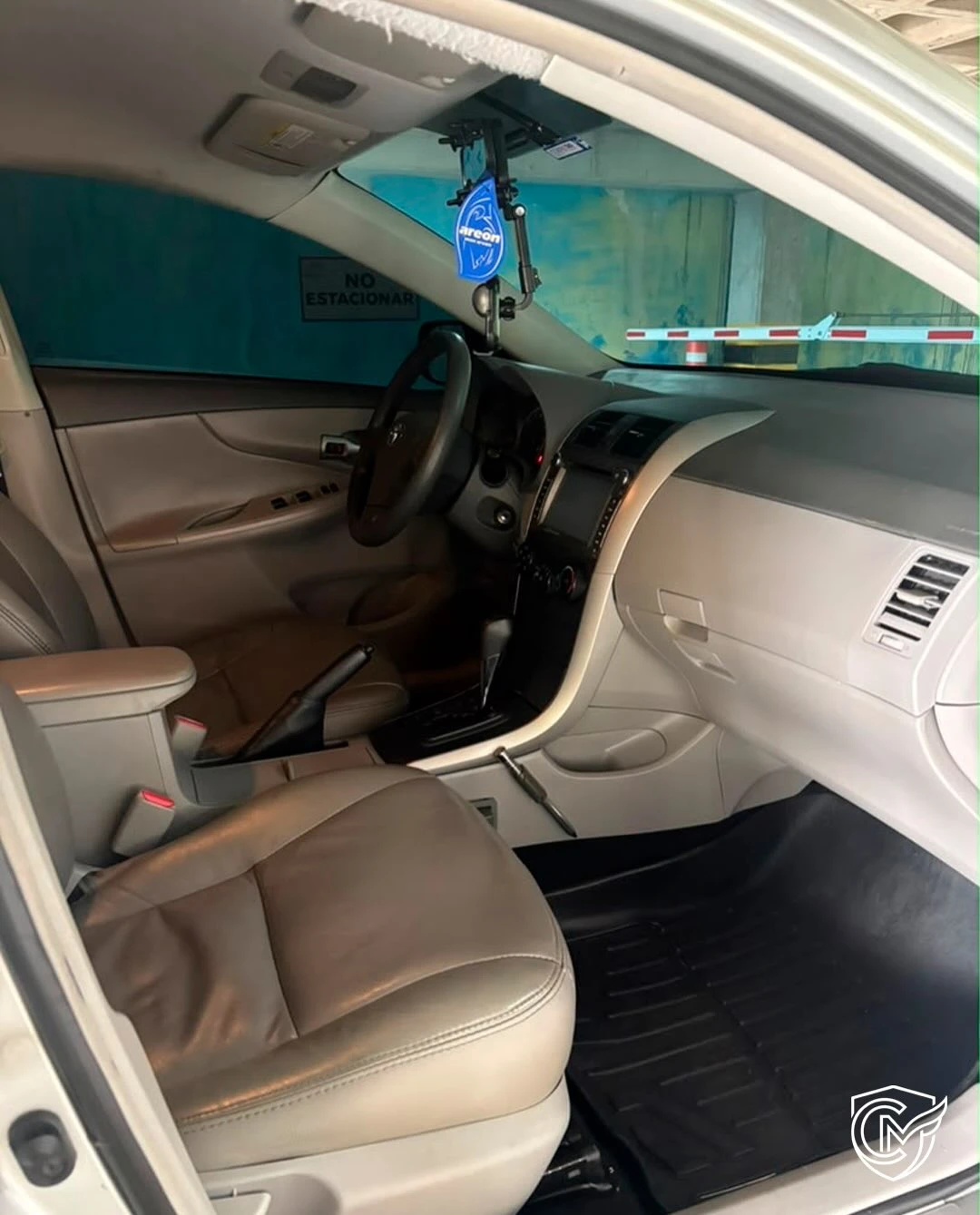 2011 Toyota Corolla XEI — foto 3
