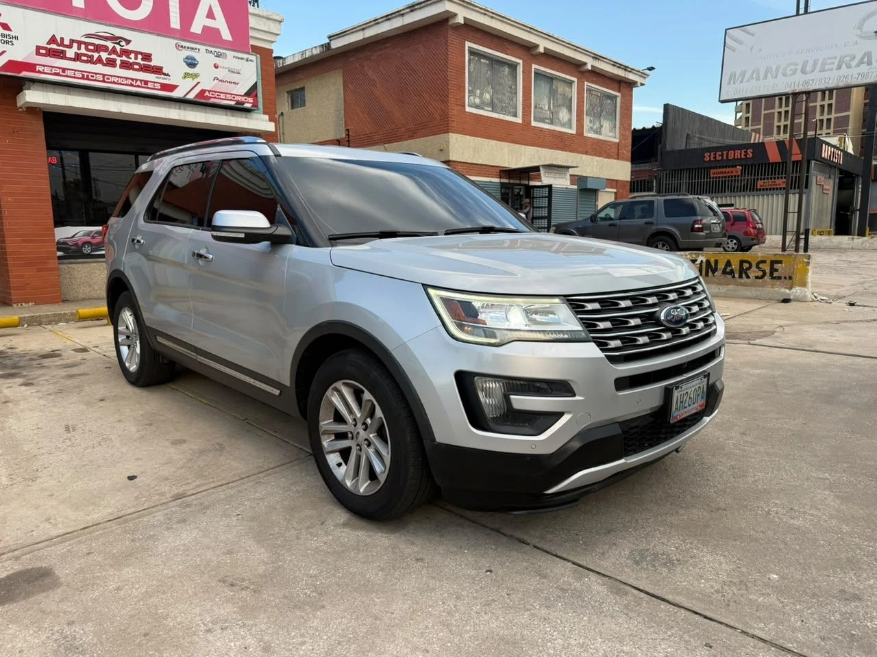2016 Ford Explorer XLE