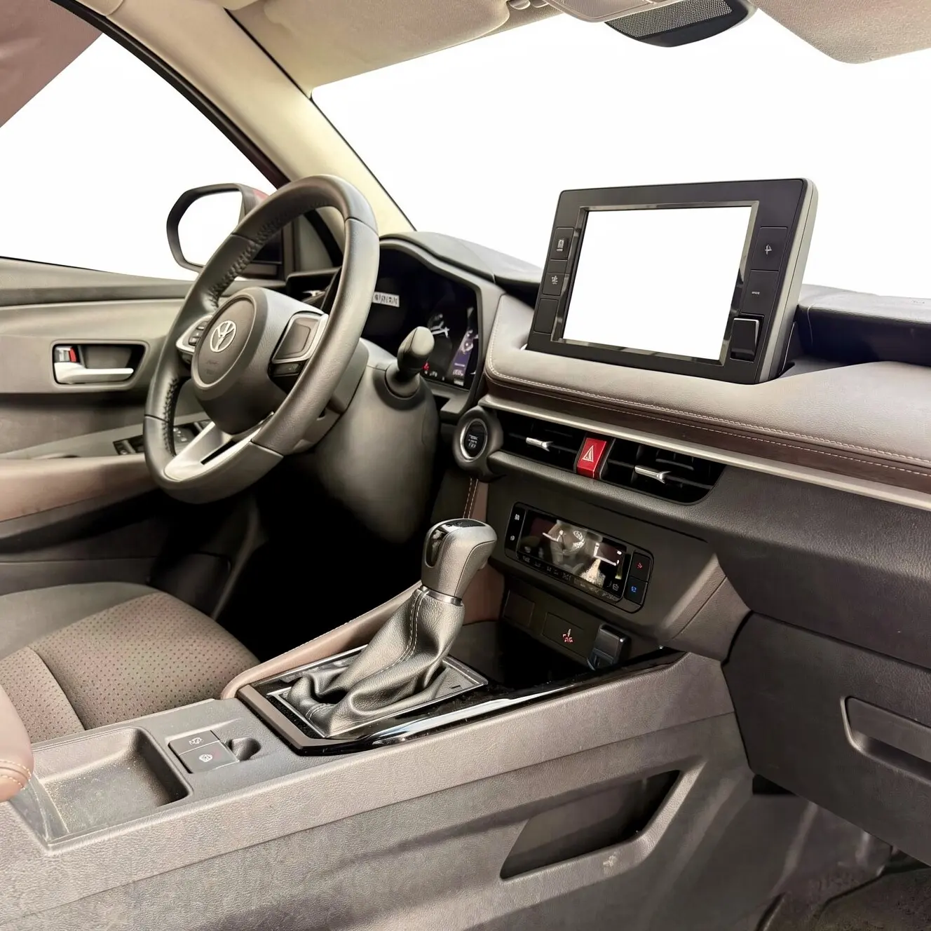 2025 Toyota Yaris E — foto 6