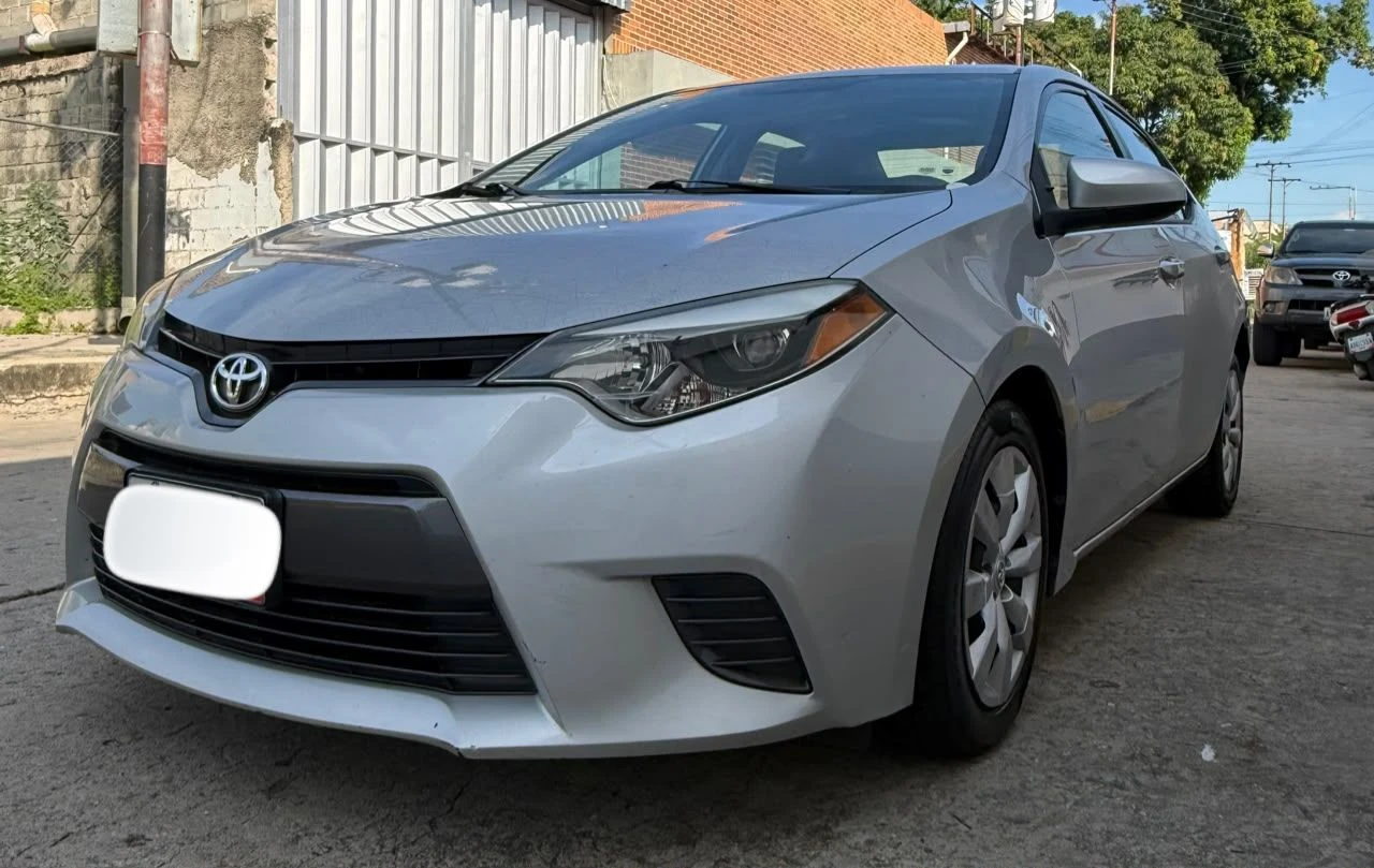 2015 Toyota Corolla Sedan